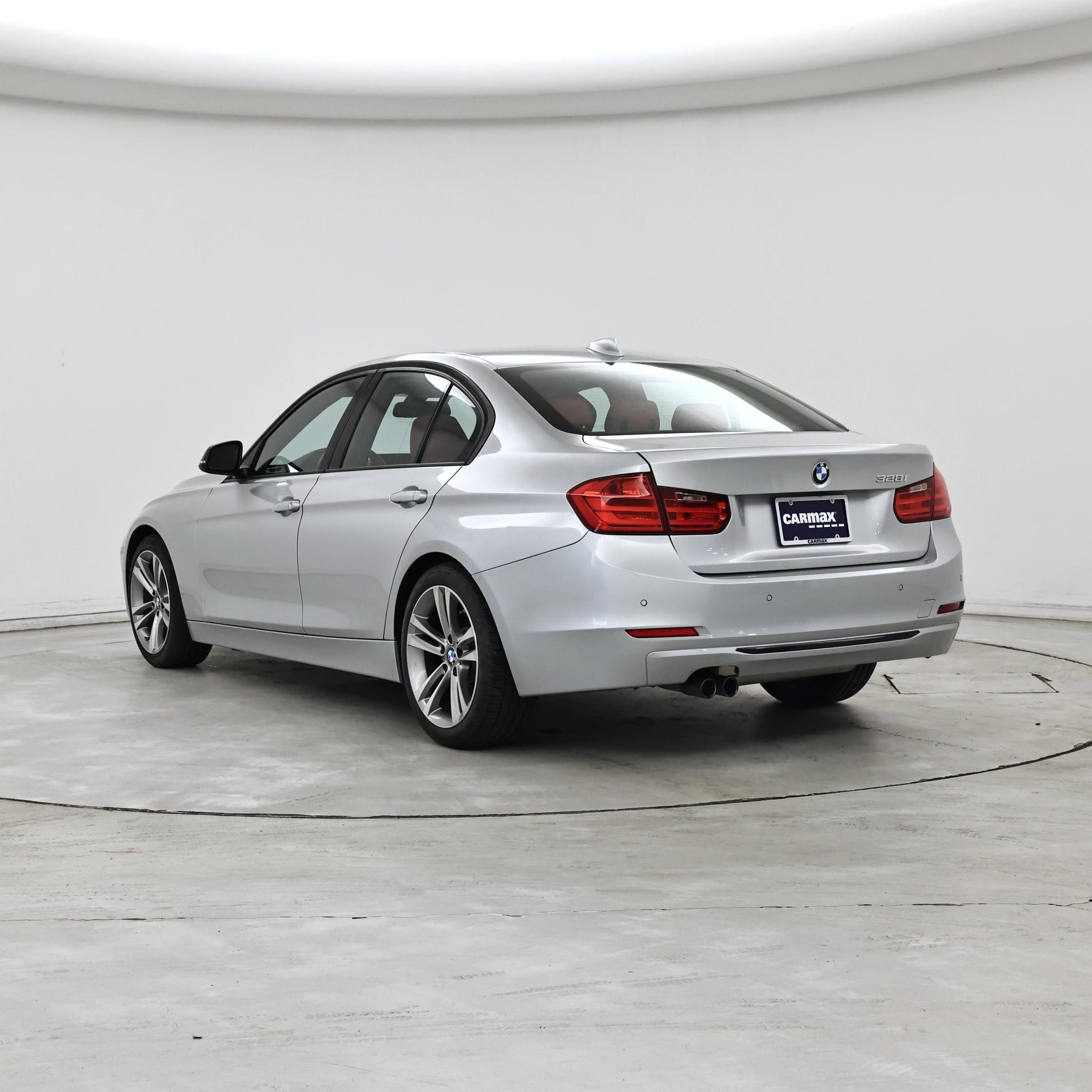 Thumbnail: 2015 BMW 3 Series - 2