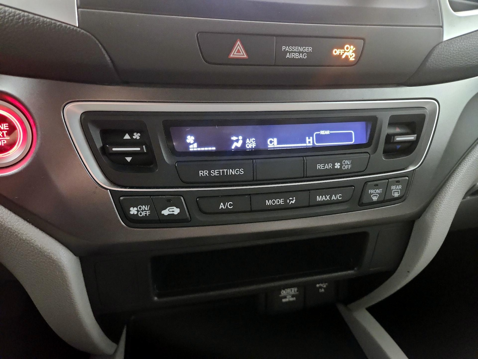 2019 Honda Pilot LX - Photo 17