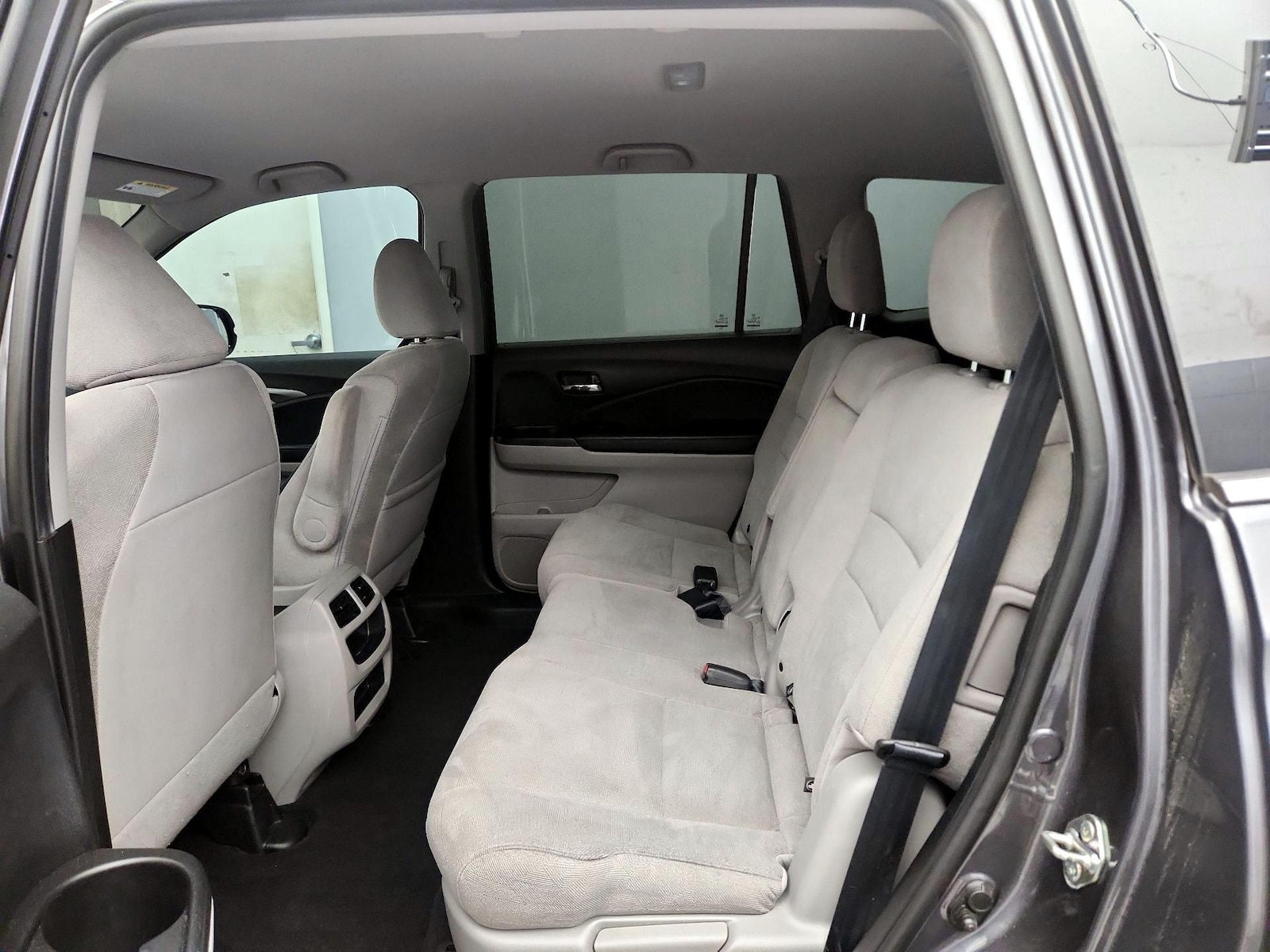 2019 Honda Pilot LX - Photo 20