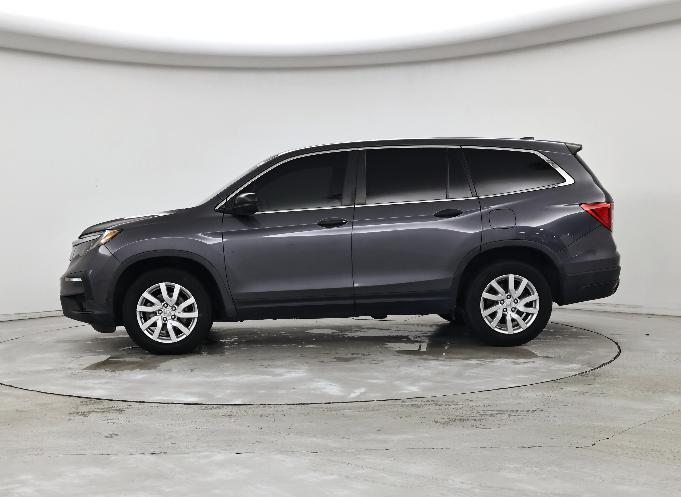Thumbnail: 2019 Honda Pilot - 3