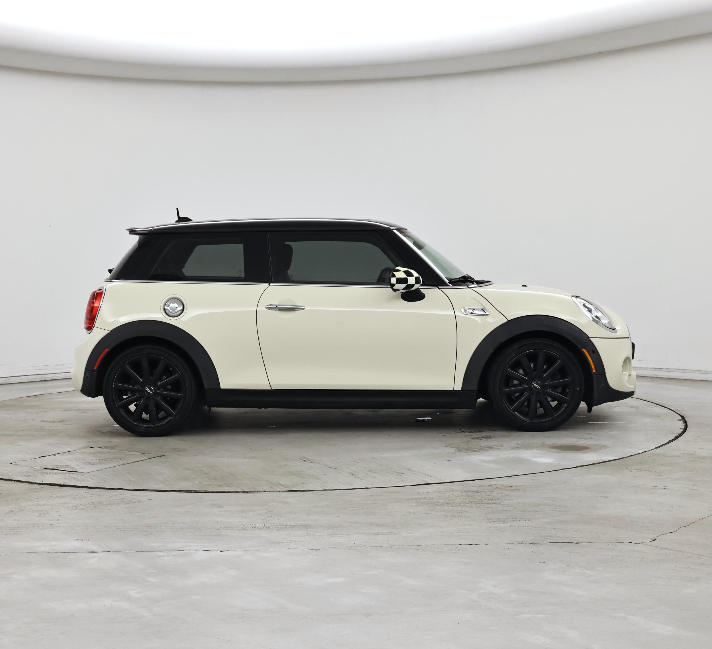 Thumbnail: 2018 MINI Cooper Hardtop - 7