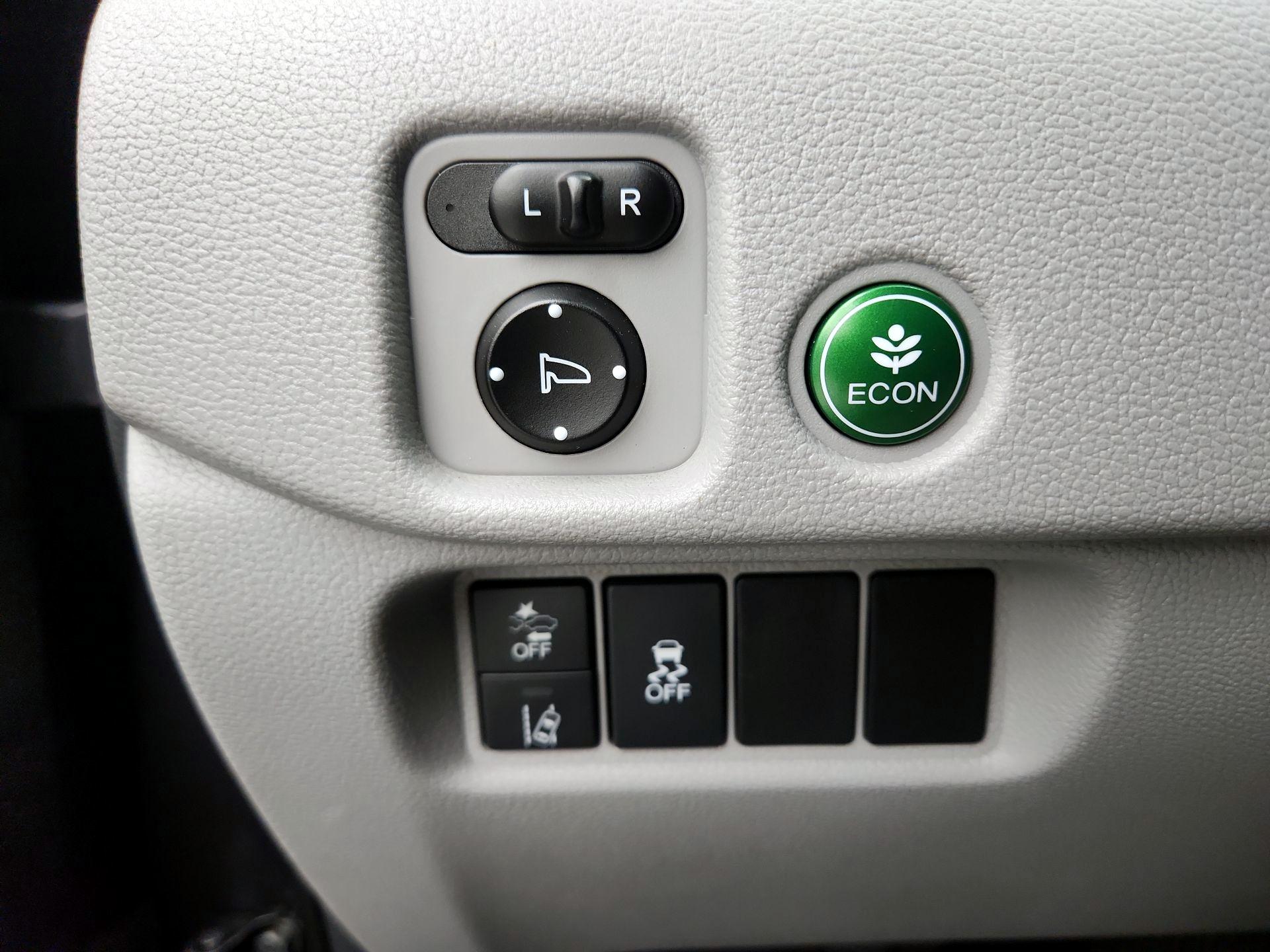 Thumbnail: 2020 Honda Pilot - 13