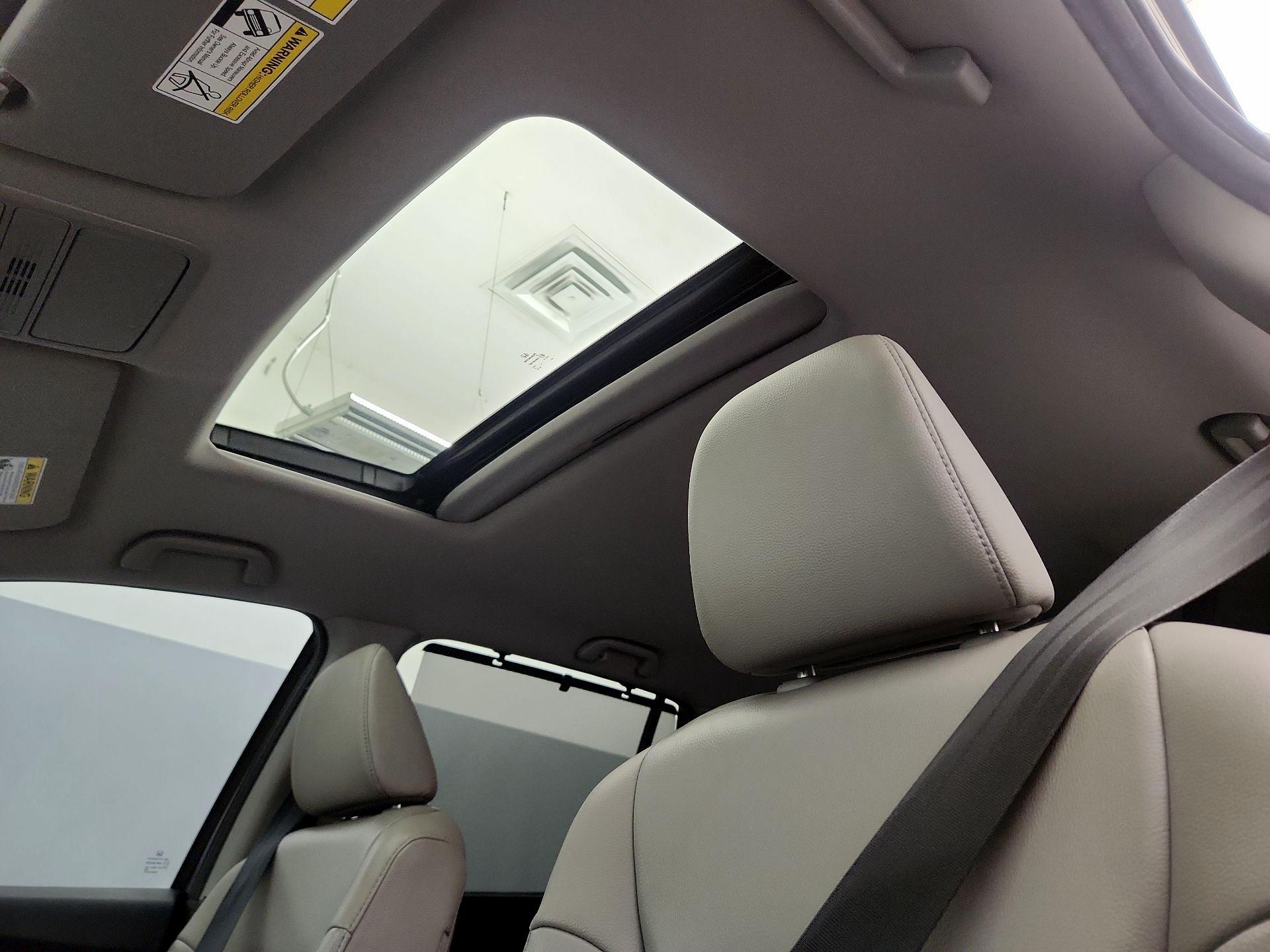 Thumbnail: 2020 Honda Pilot - 19