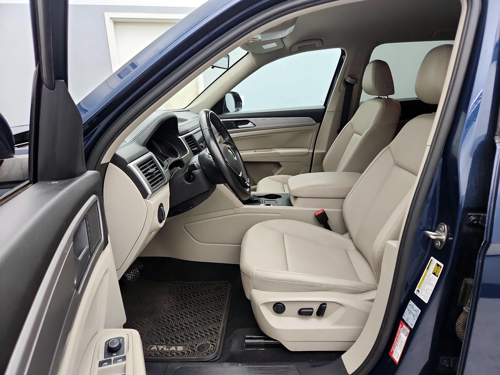 Thumbnail: 2018 Volkswagen Atlas - 11