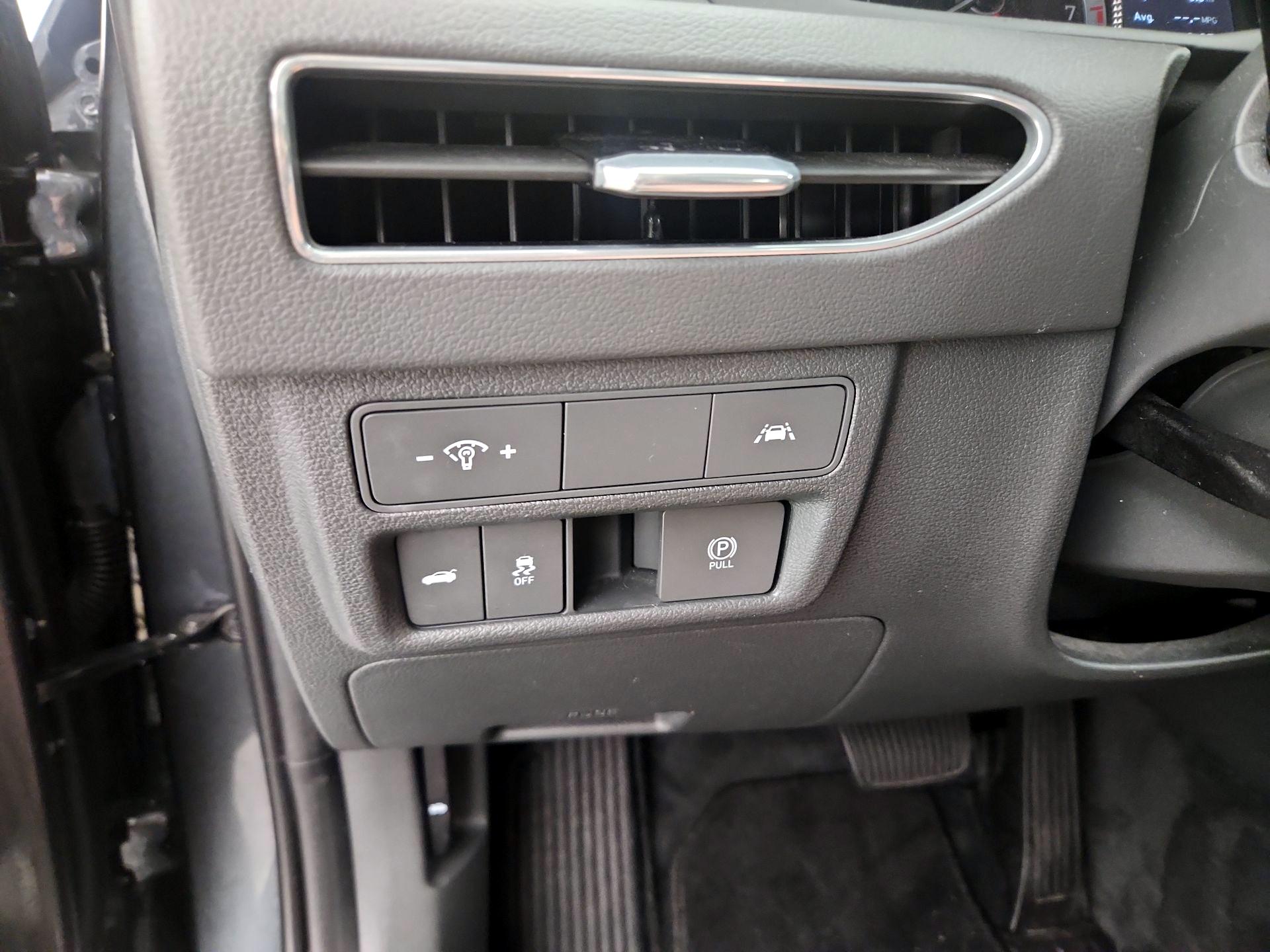 Thumbnail: 2023 Hyundai Sonata - 13