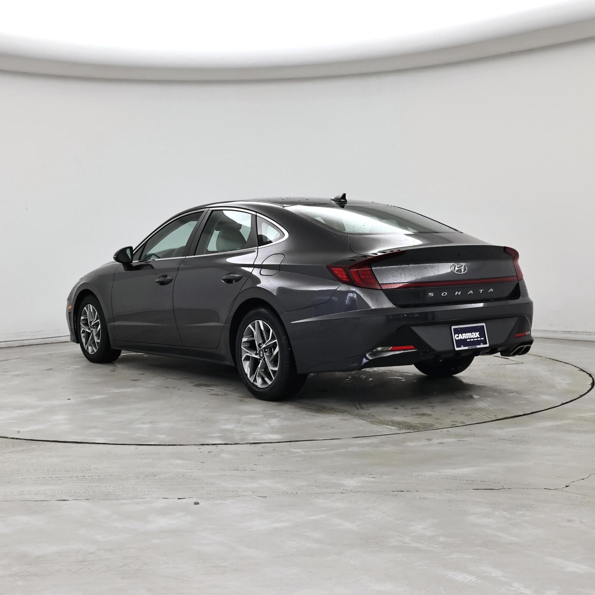 Thumbnail: 2023 Hyundai Sonata - 2