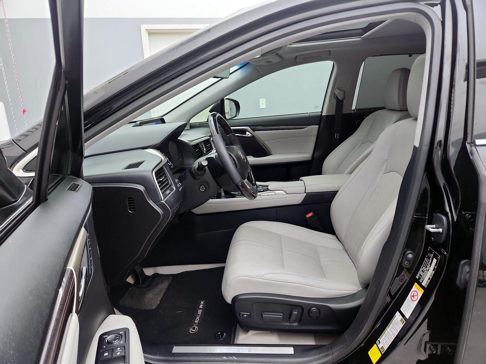 Thumbnail: 2016 Lexus RX - 11