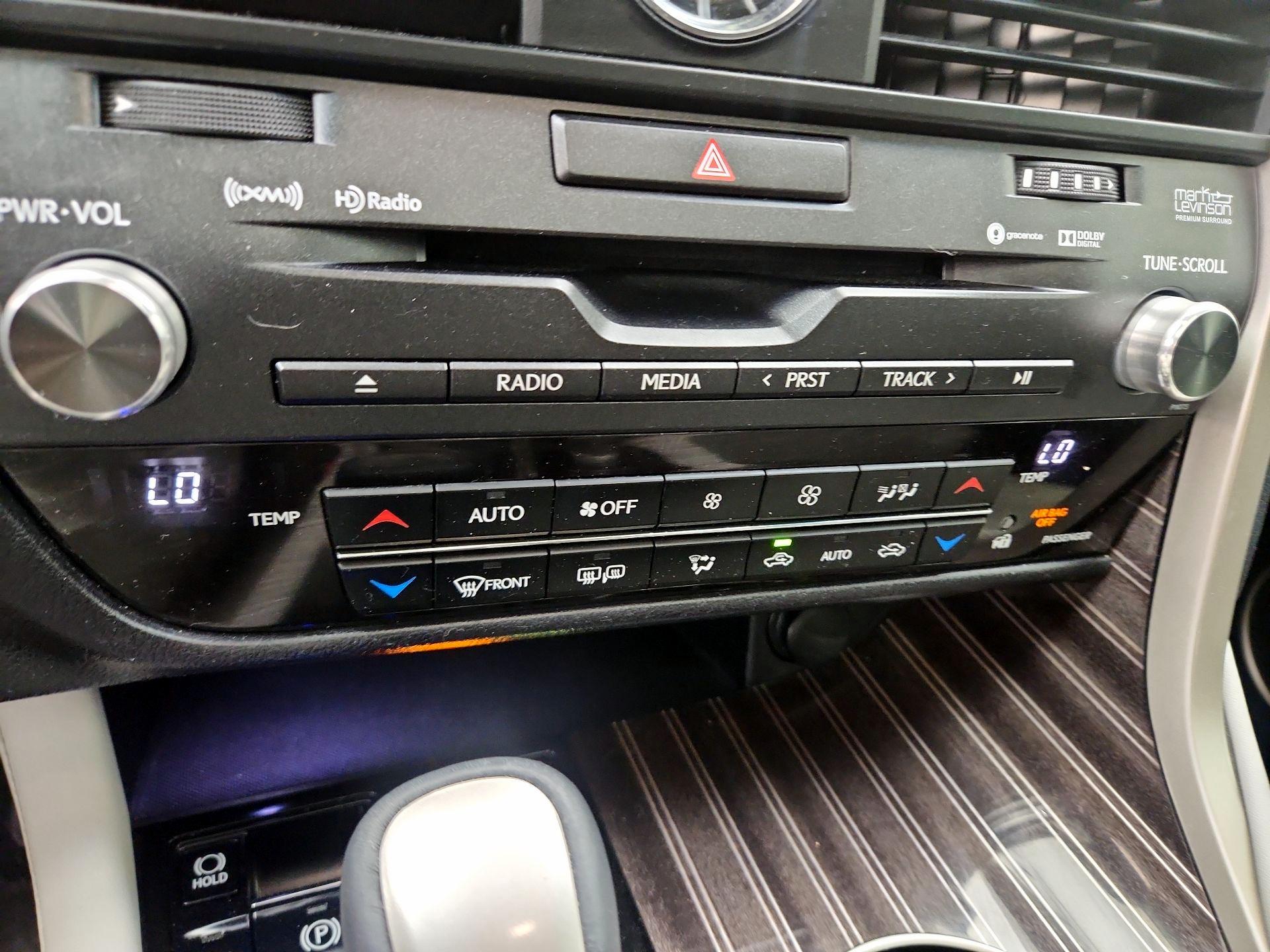 Thumbnail: 2016 Lexus RX - 17