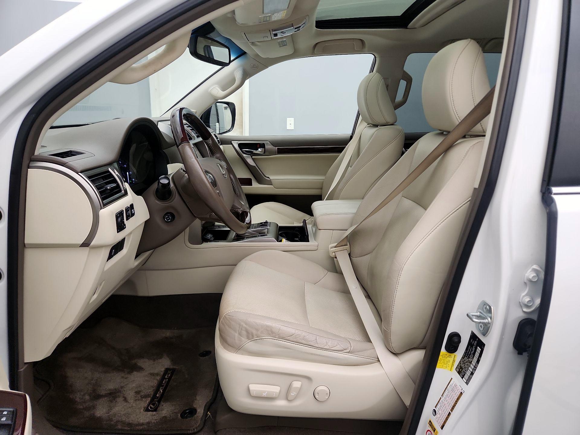 Thumbnail: 2018 Lexus GX - 11