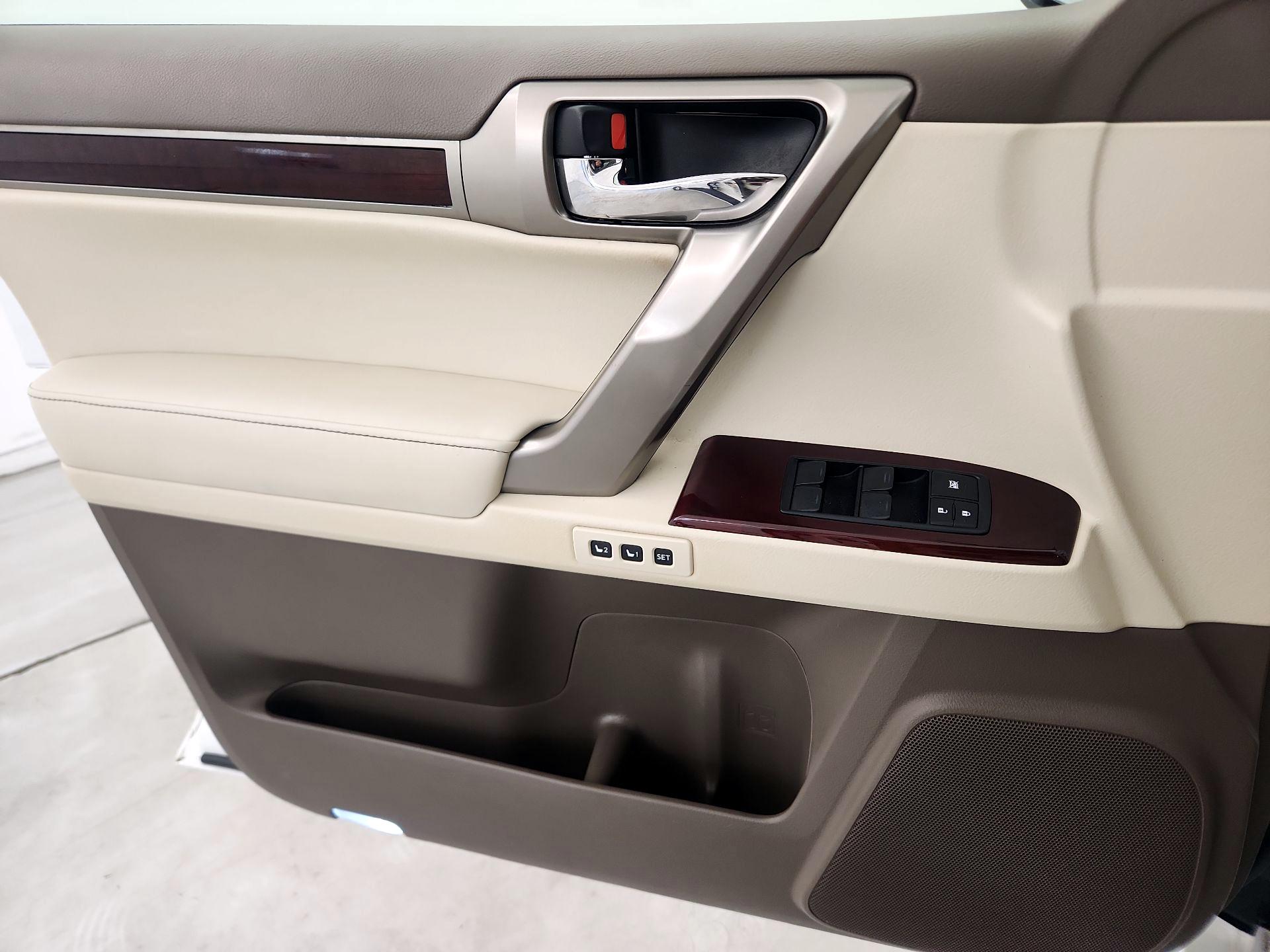 Thumbnail: 2018 Lexus GX - 12