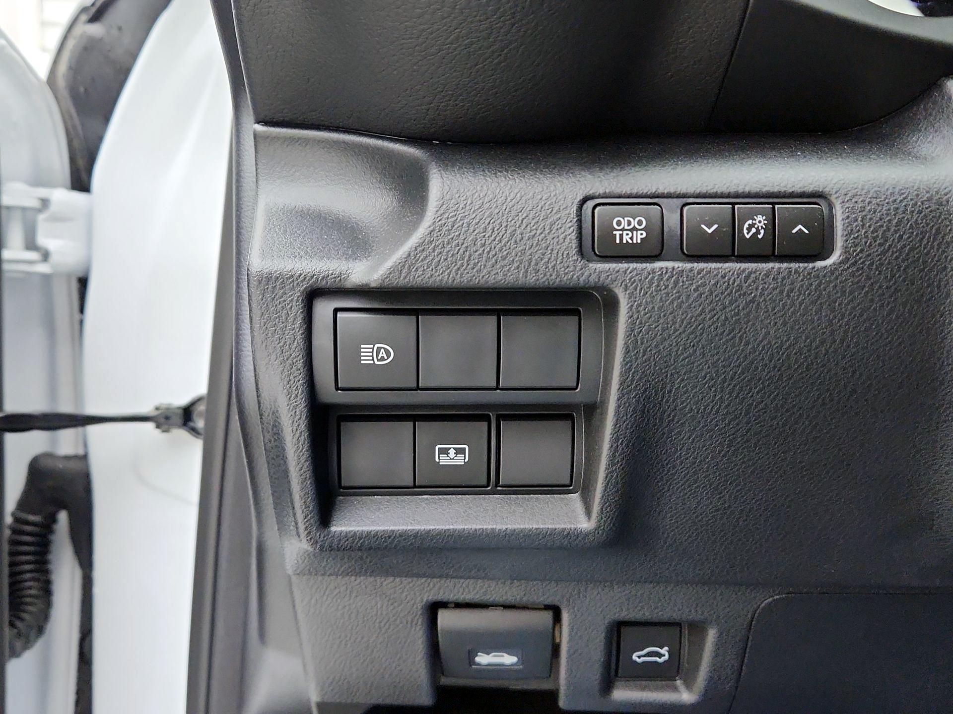 Thumbnail: 2025 Lexus IS - 13