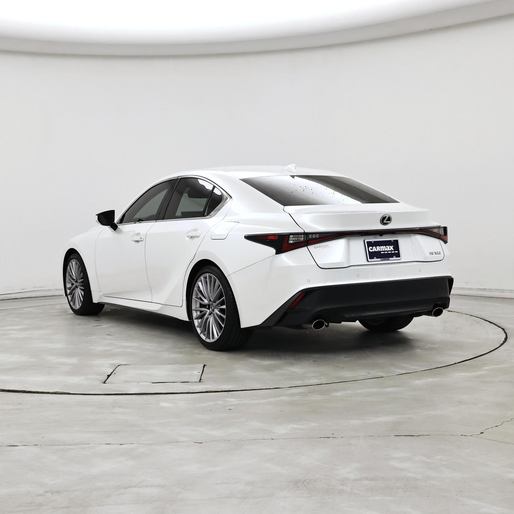 Thumbnail: 2025 Lexus IS - 2