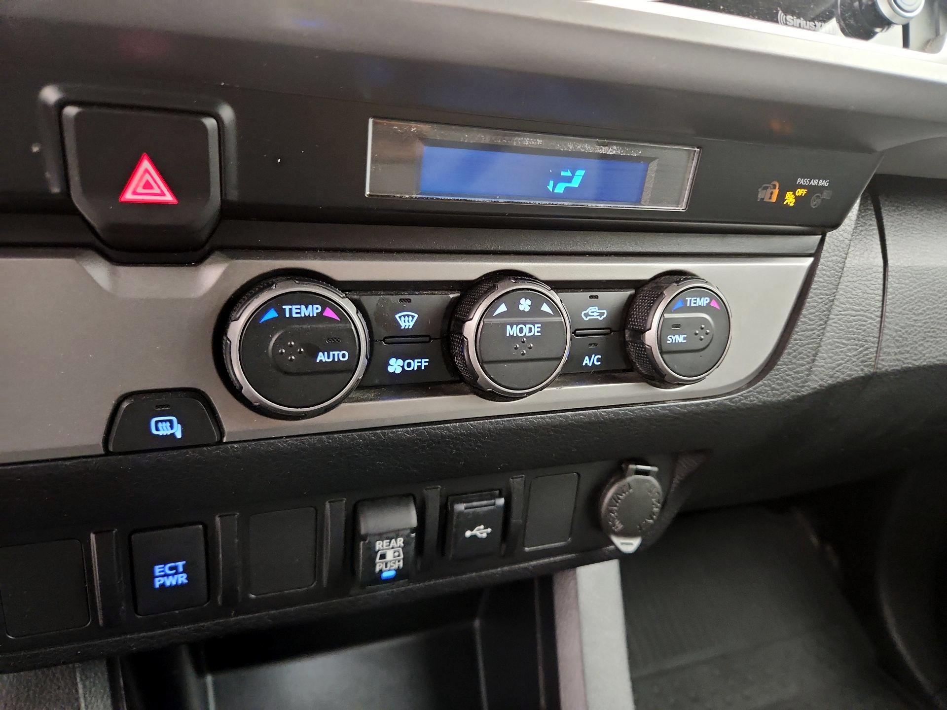 Thumbnail: 2021 Toyota Tacoma - 16