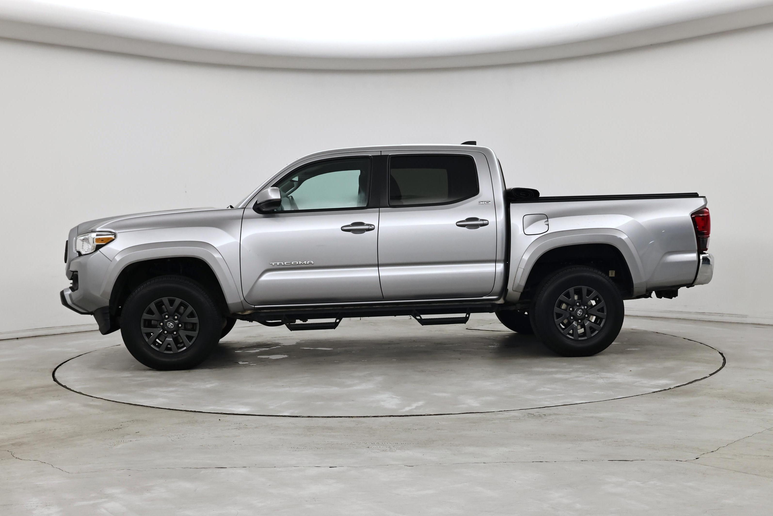 Thumbnail: 2021 Toyota Tacoma - 3