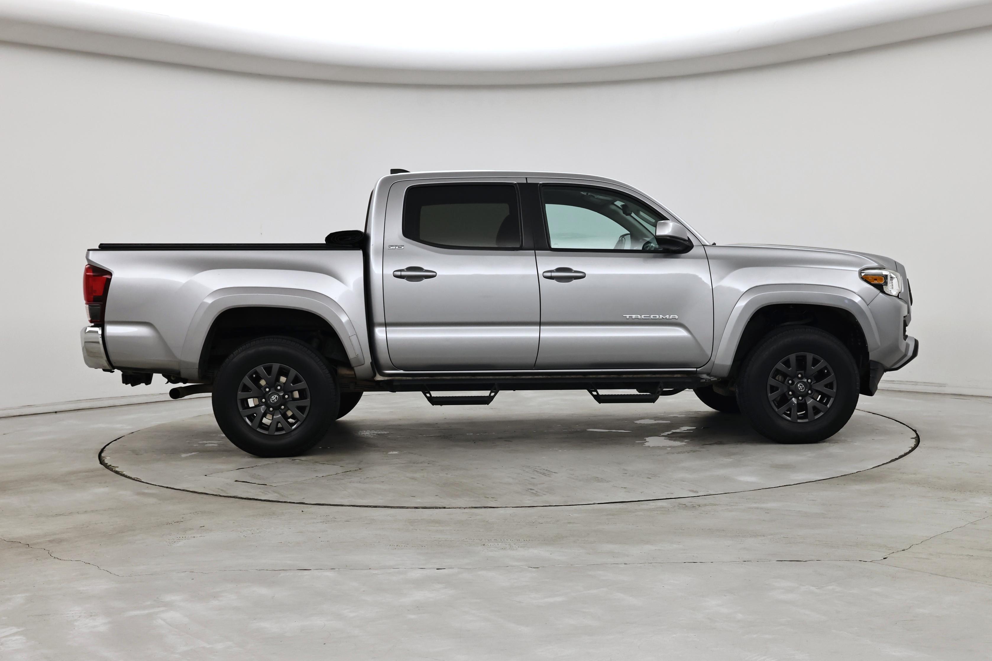 Thumbnail: 2021 Toyota Tacoma - 7