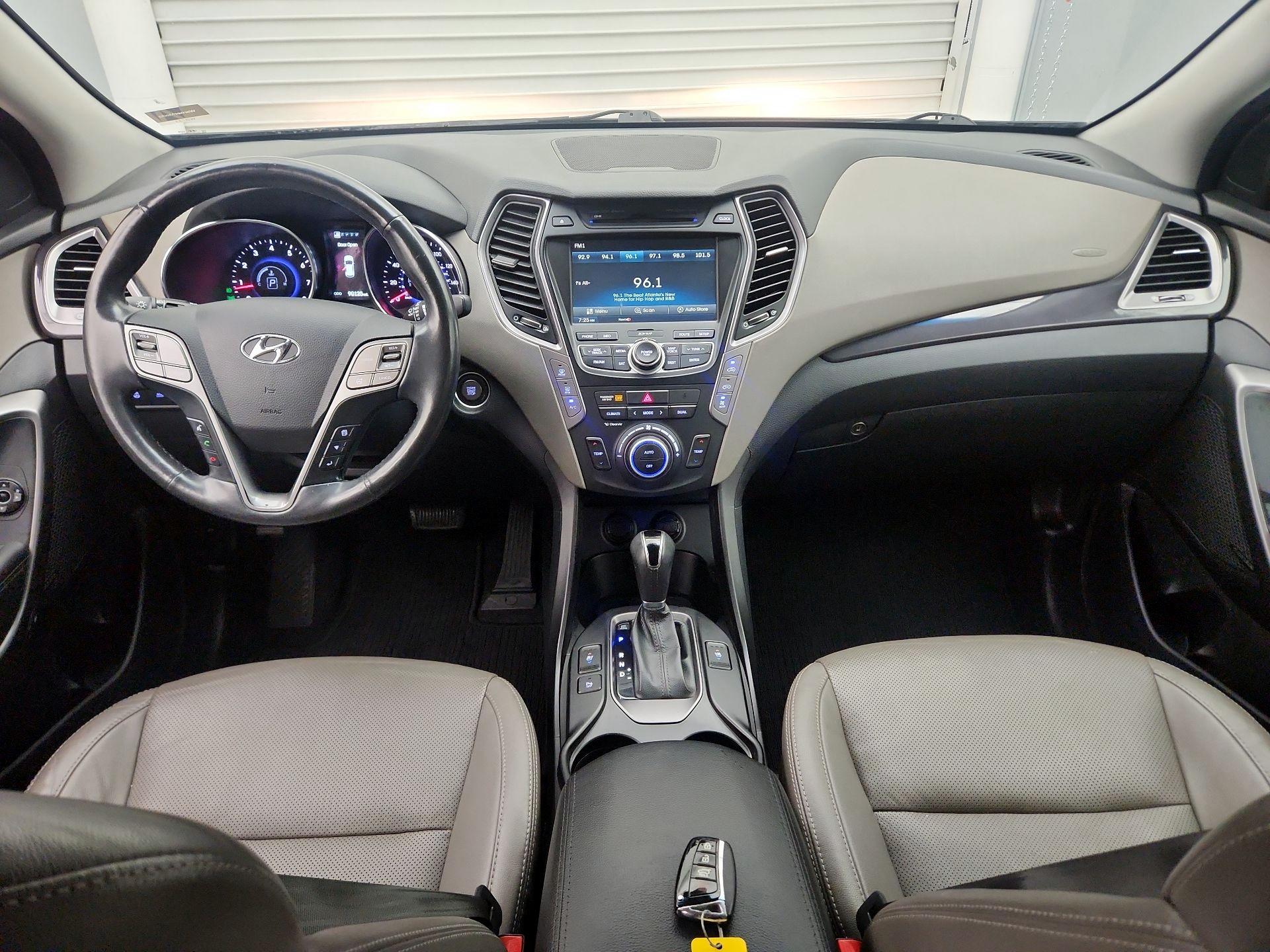 Thumbnail: 2015 Hyundai Santa Fe - 9