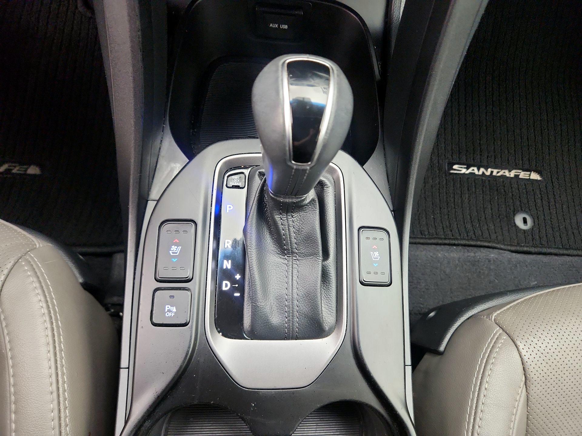 Thumbnail: 2015 Hyundai Santa Fe - 18