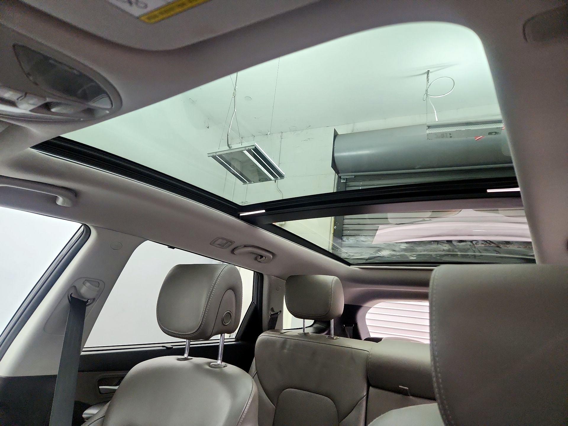 Thumbnail: 2015 Hyundai Santa Fe - 20
