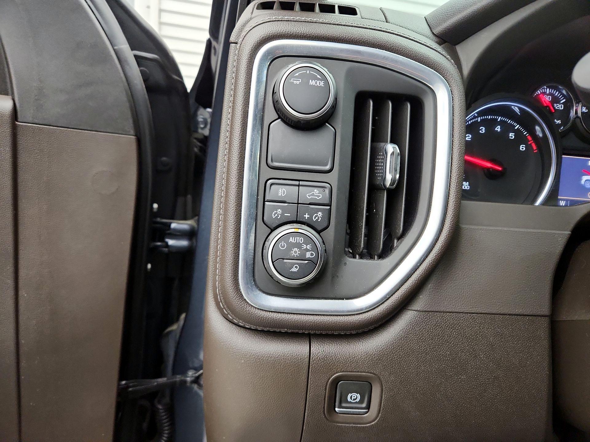 Thumbnail: 2021 Chevrolet Silverado 1500 - 13
