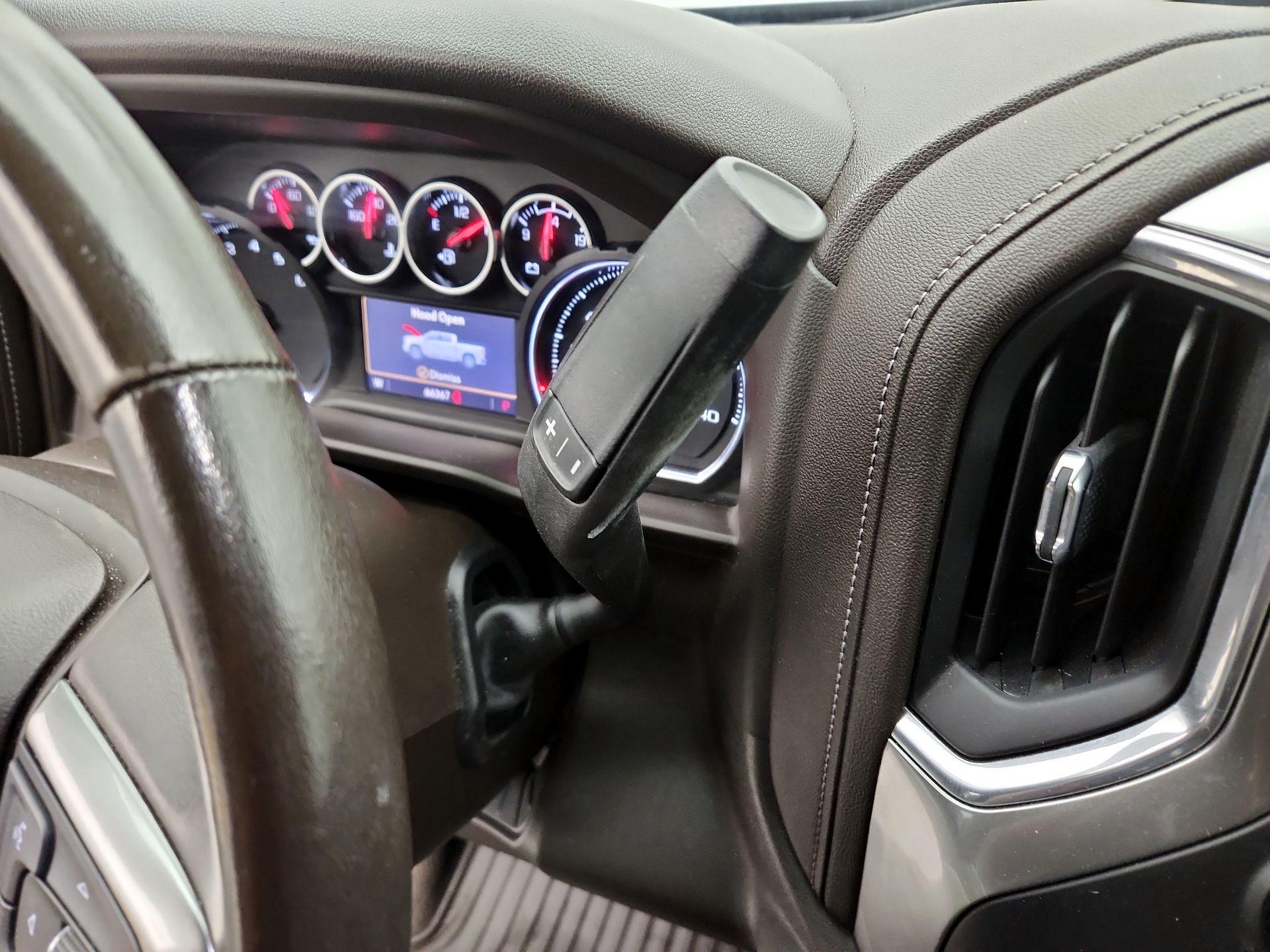 Thumbnail: 2021 Chevrolet Silverado 1500 - 17