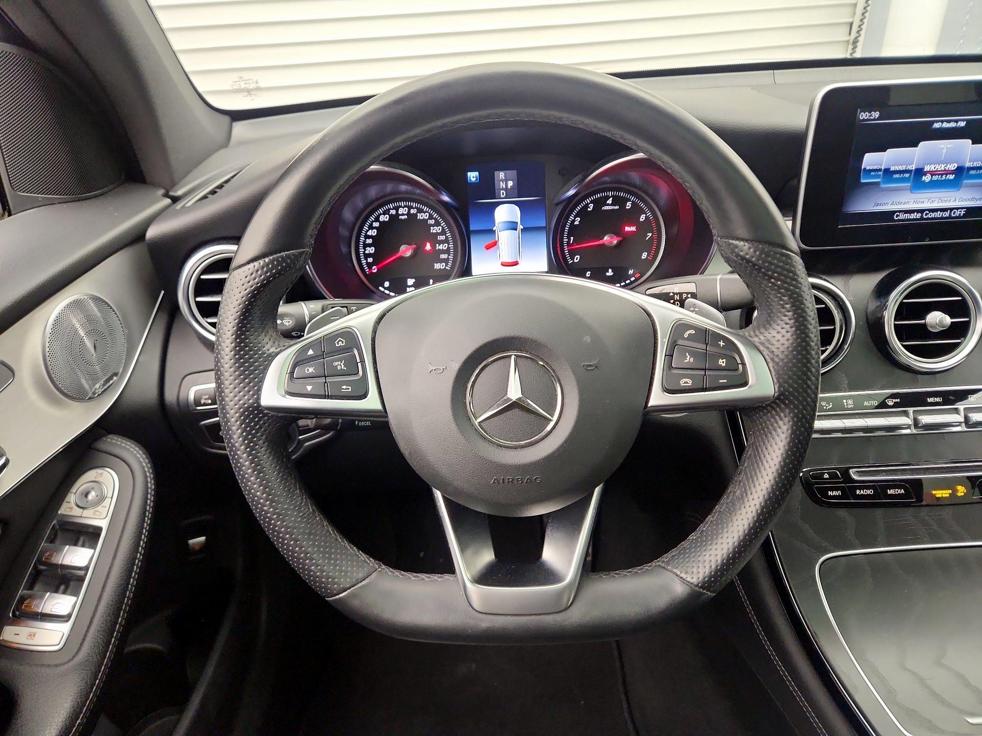 Thumbnail: 2019 Mercedes-Benz GLC - 10