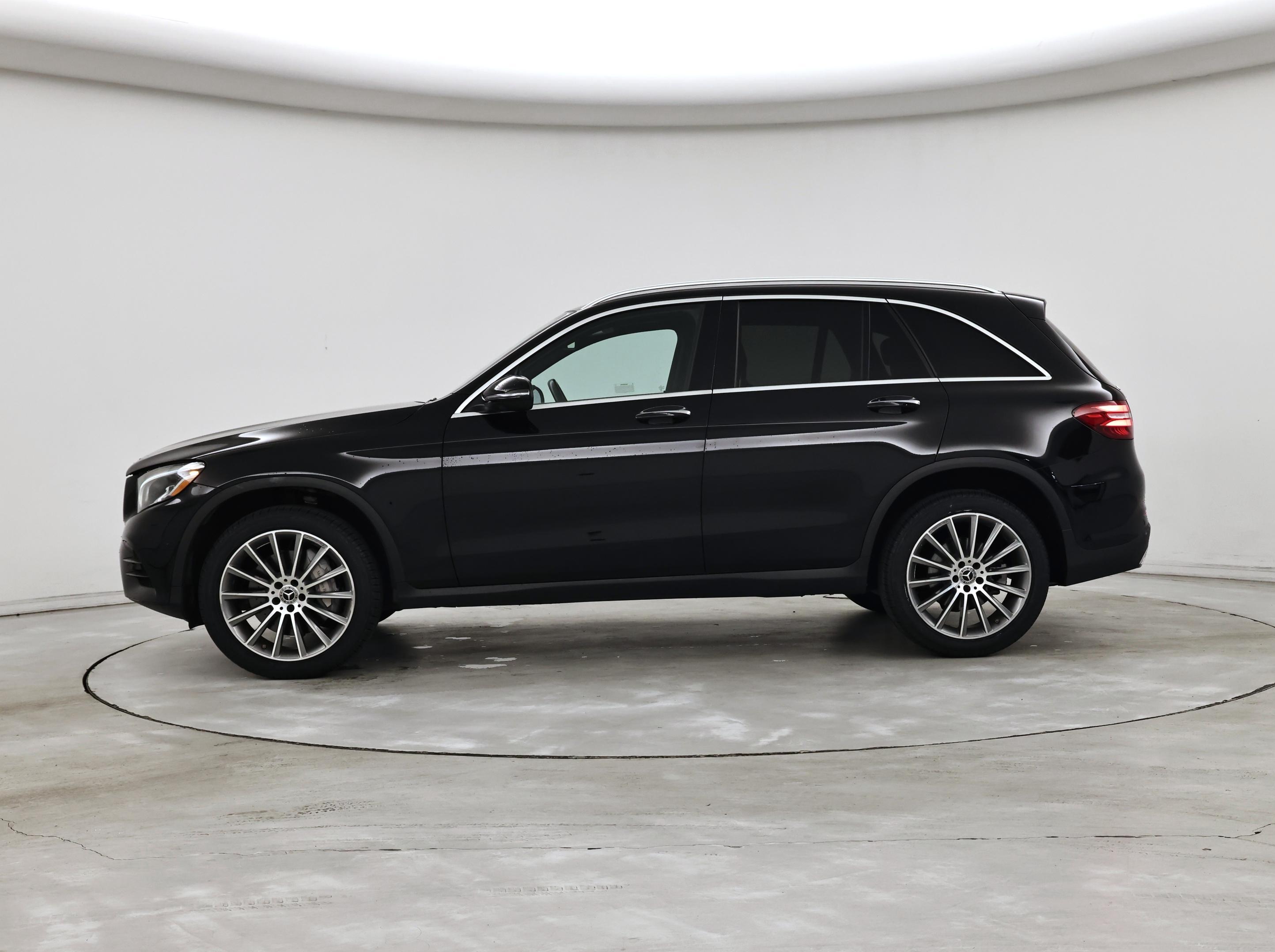 Thumbnail: 2019 Mercedes-Benz GLC - 3