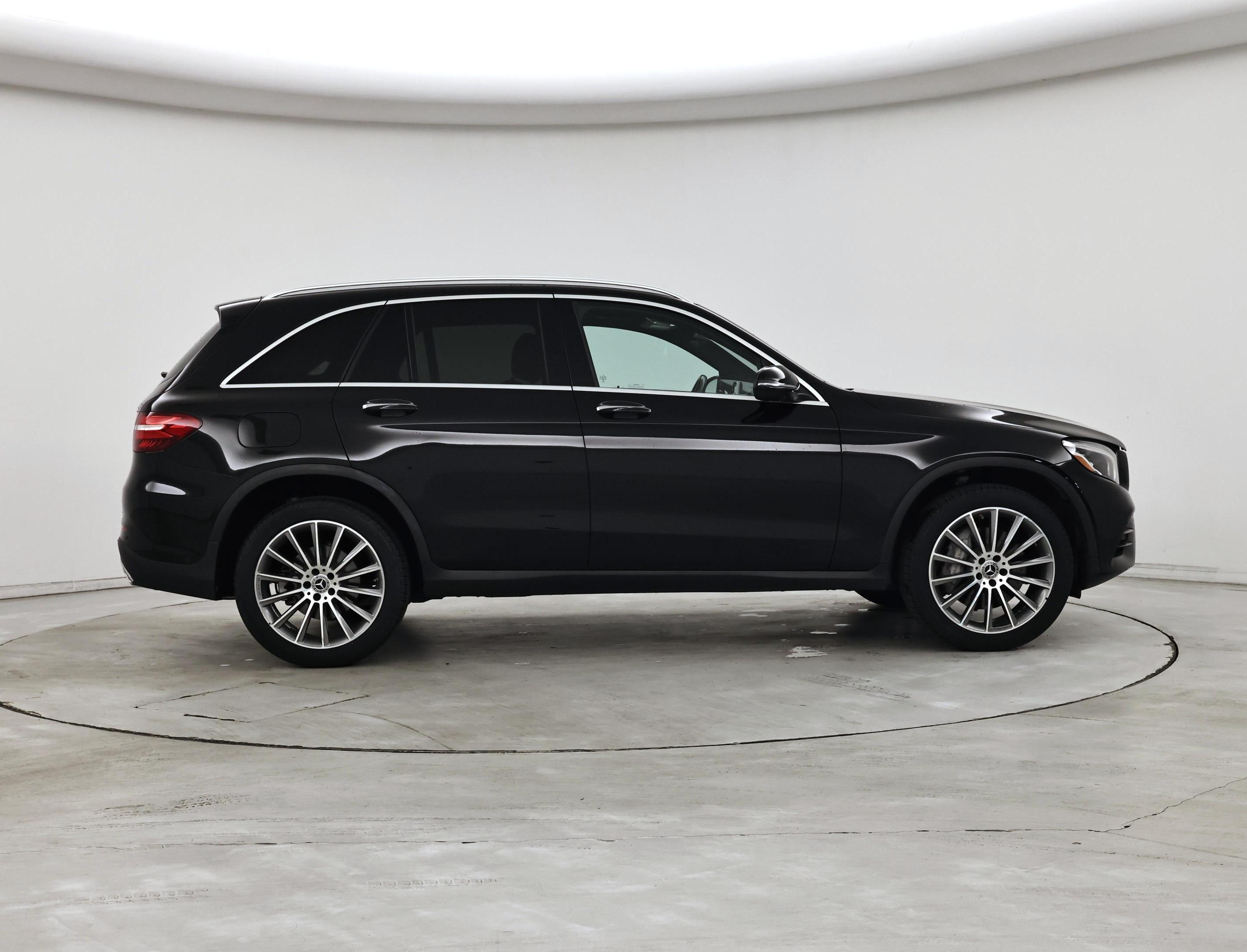 Thumbnail: 2019 Mercedes-Benz GLC - 7