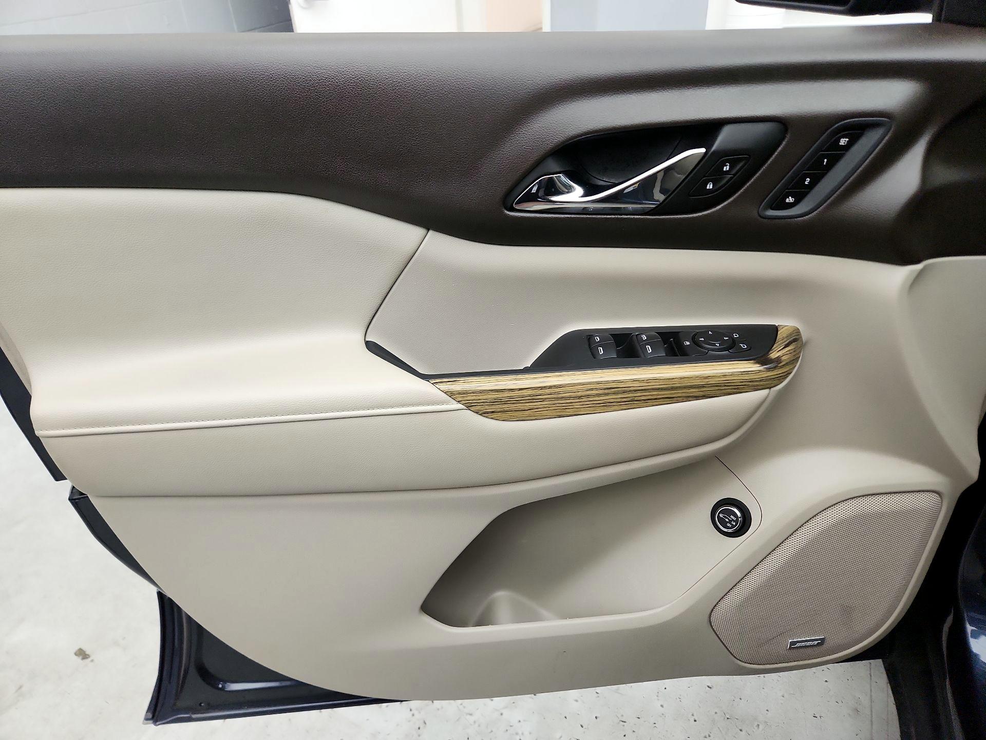 Thumbnail: 2018 GMC Acadia - 12