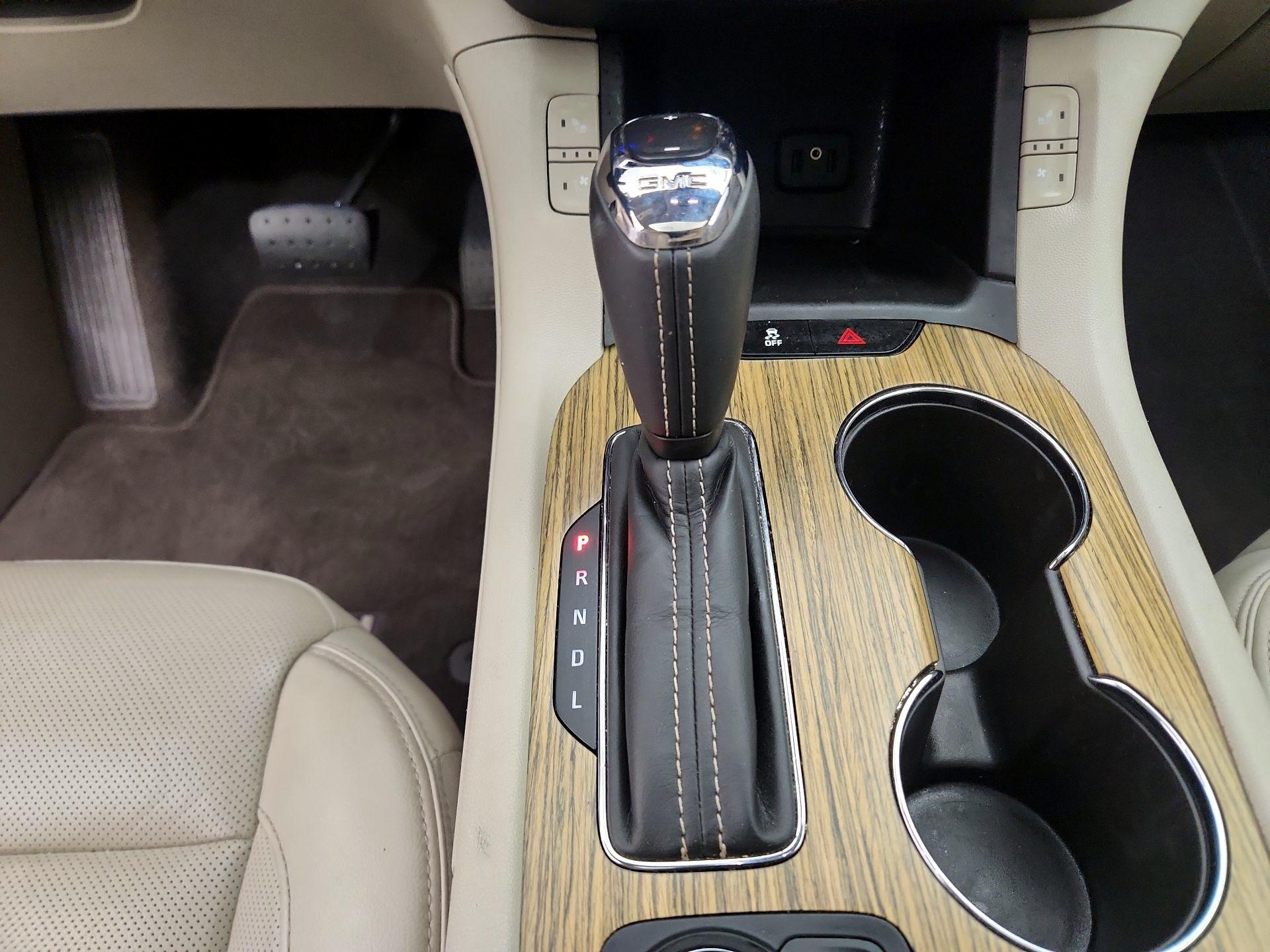 Thumbnail: 2018 GMC Acadia - 18