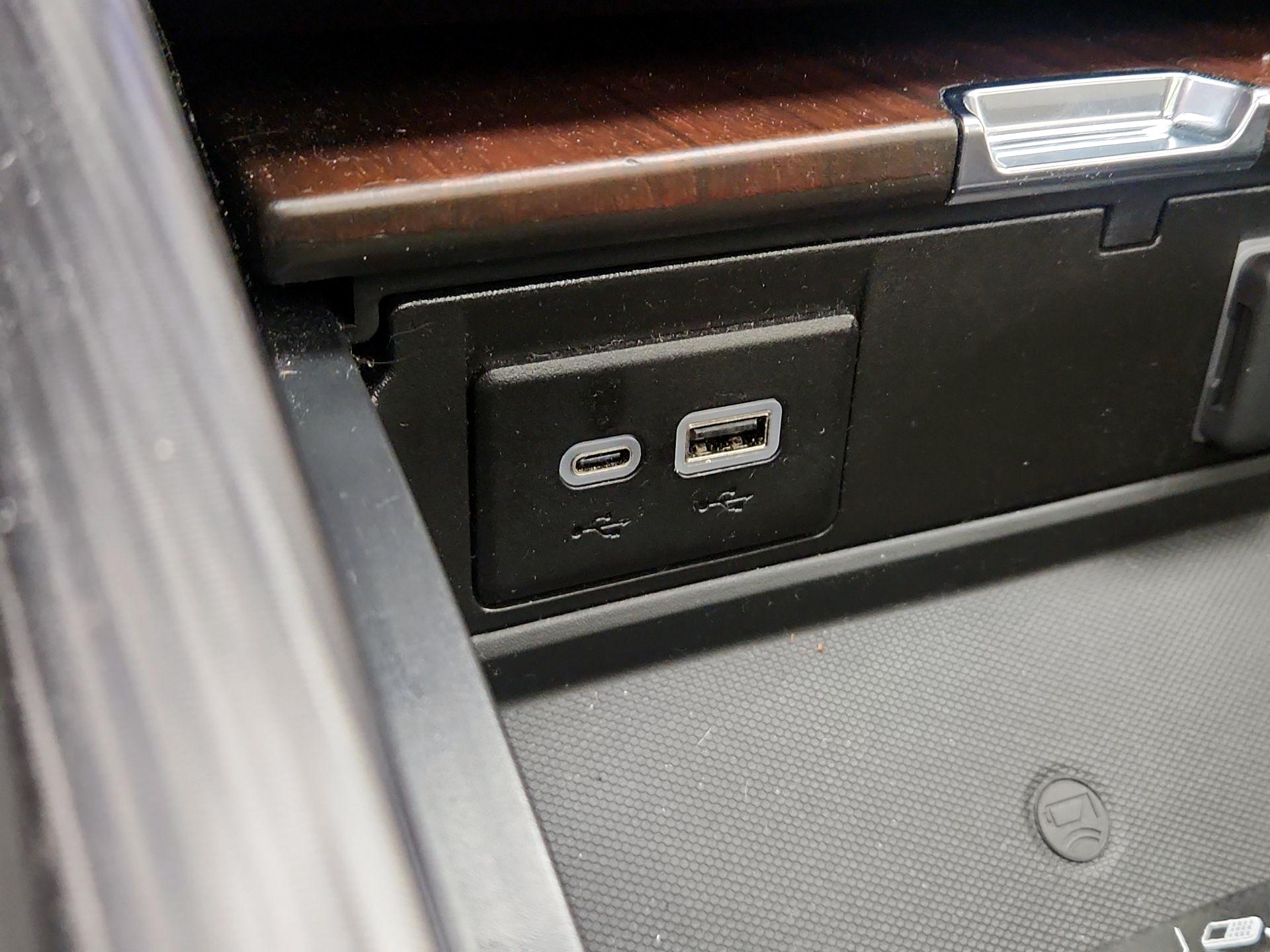 Thumbnail: 2024 GMC Yukon - 18