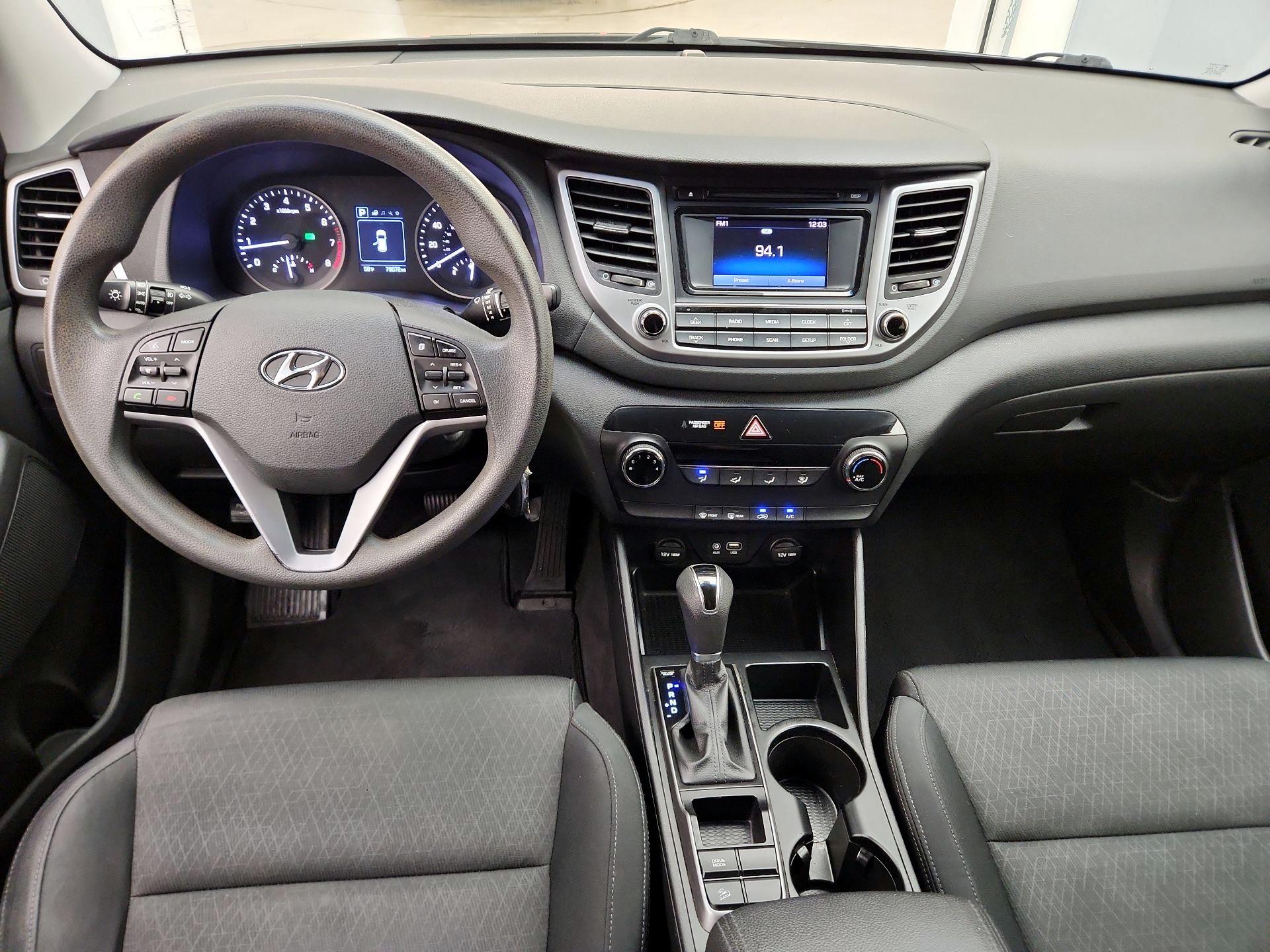 Thumbnail: 2016 Hyundai Tucson - 9