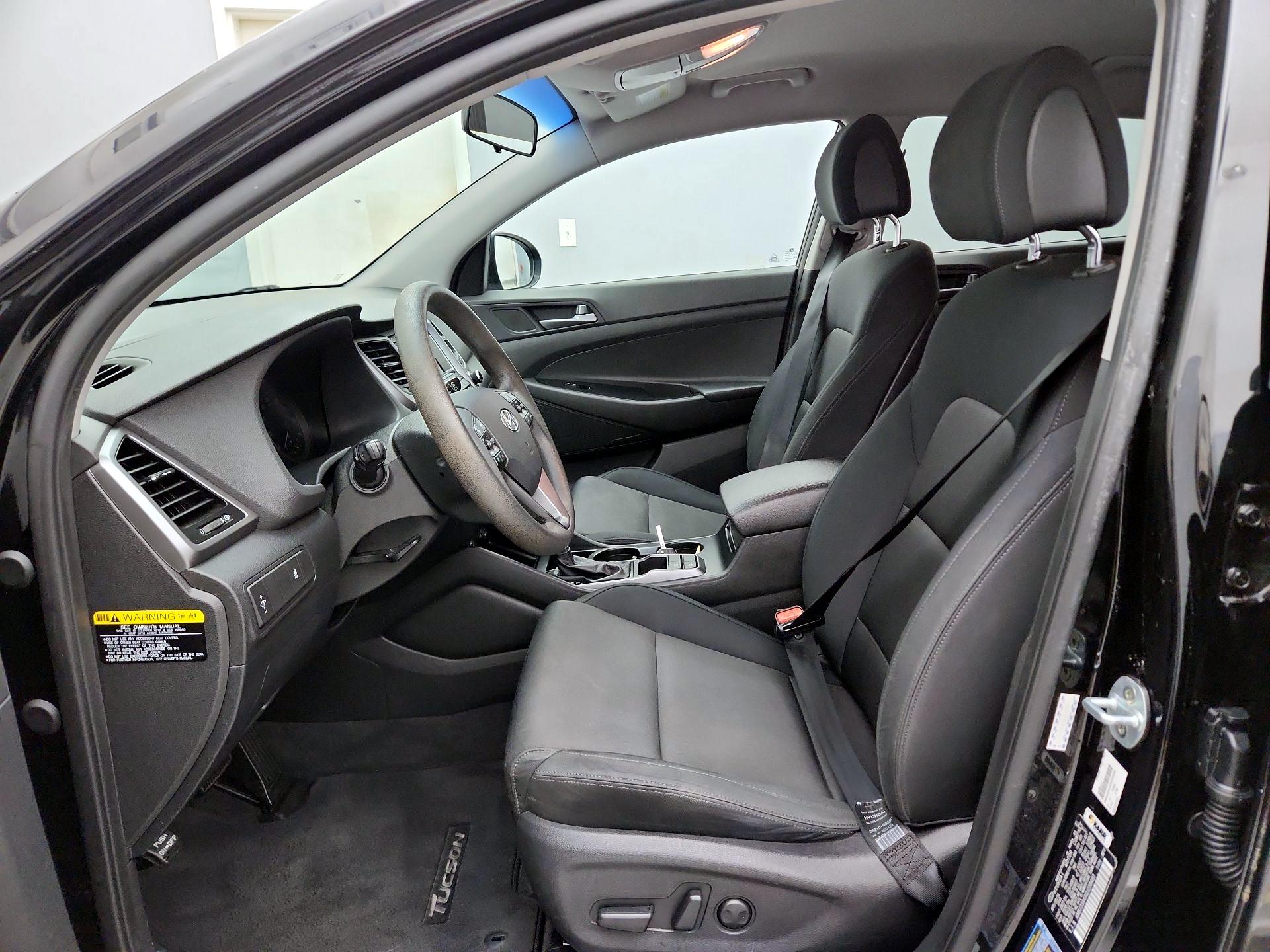 Thumbnail: 2016 Hyundai Tucson - 11