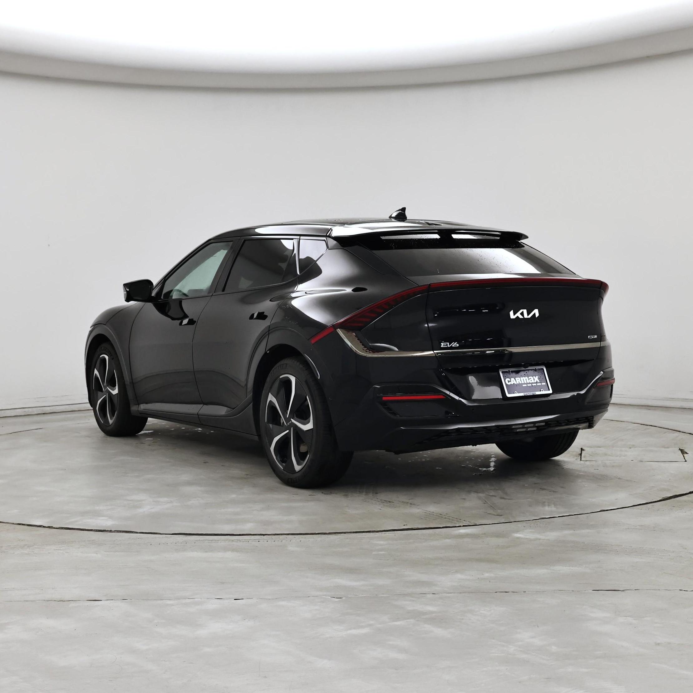 Thumbnail: 2022 Kia EV6 - 2