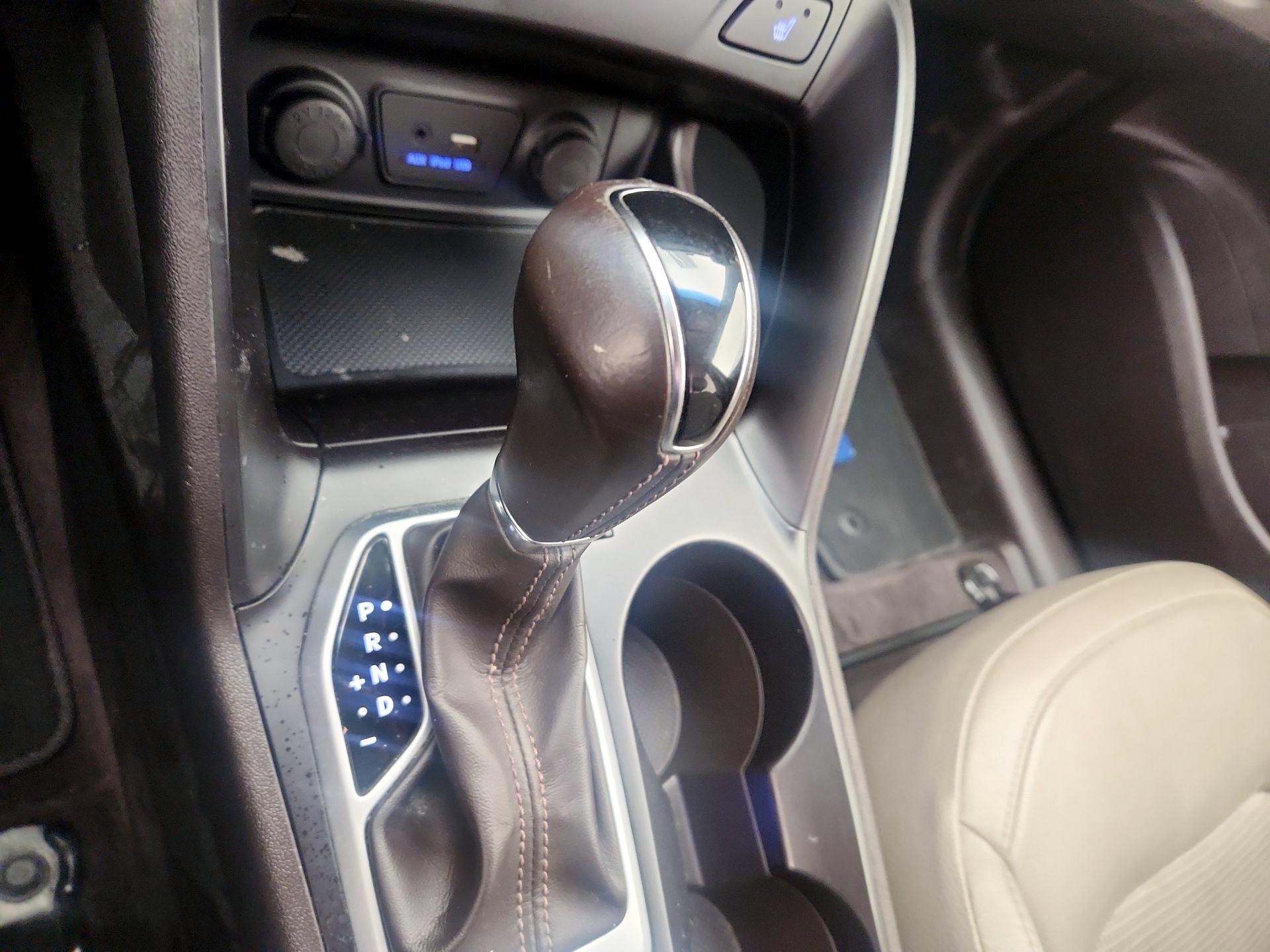 Thumbnail: 2015 Hyundai Tucson - 17