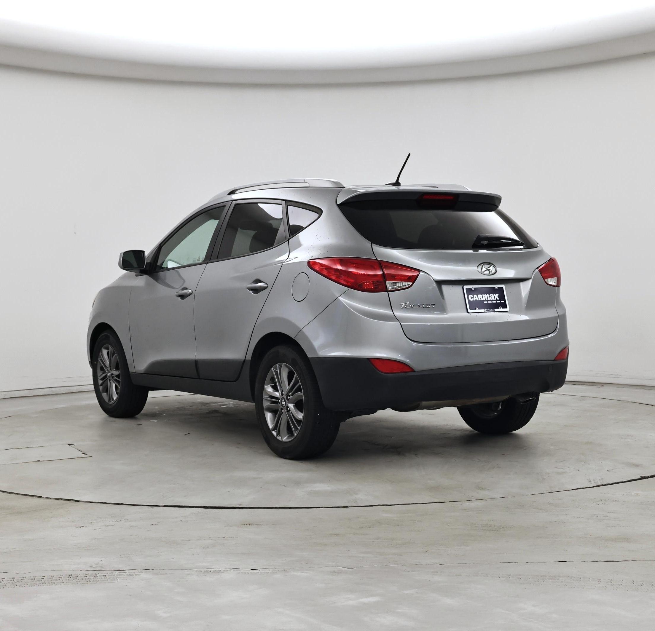 Thumbnail: 2015 Hyundai Tucson - 2