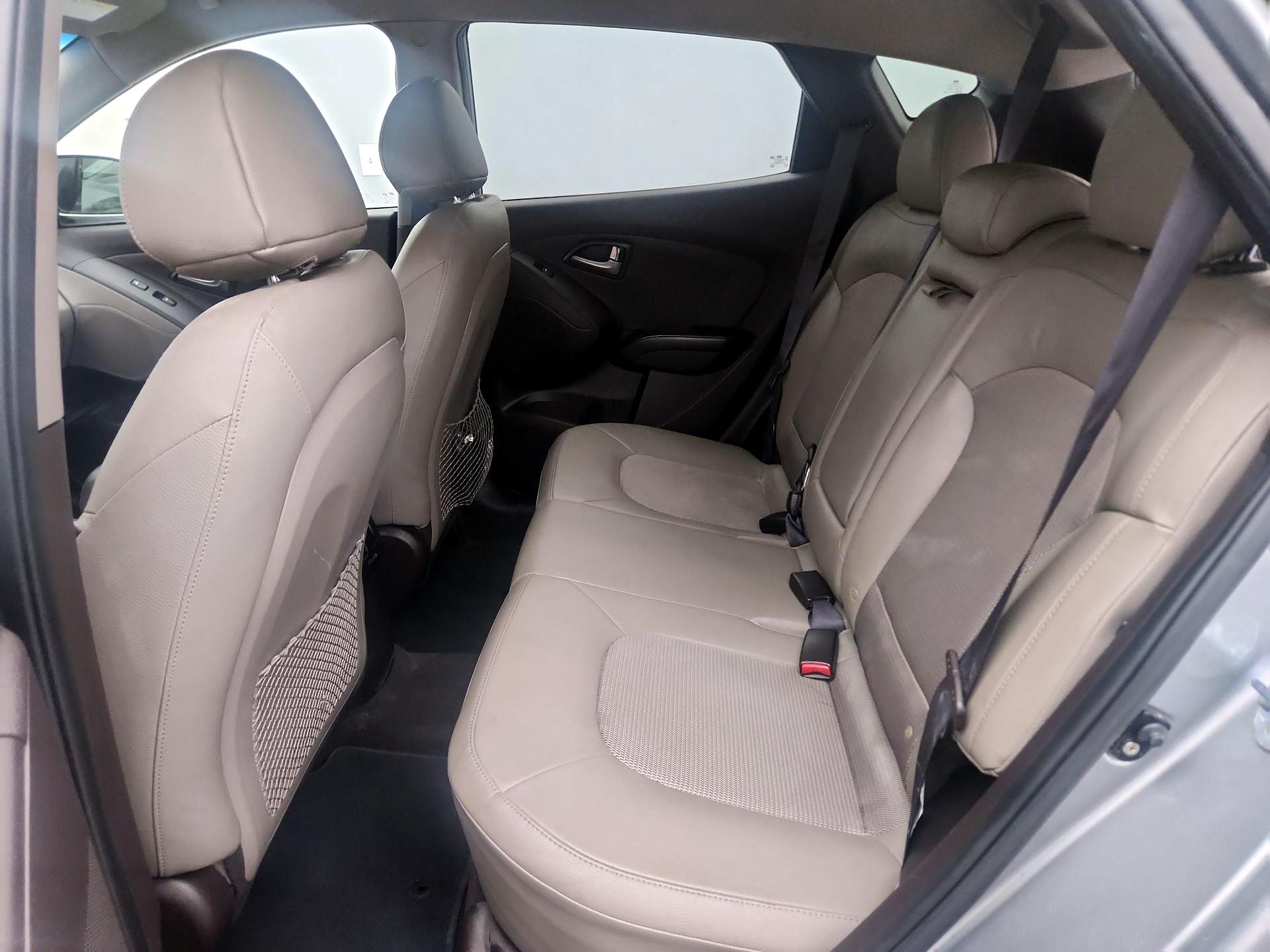 Thumbnail: 2015 Hyundai Tucson - 19