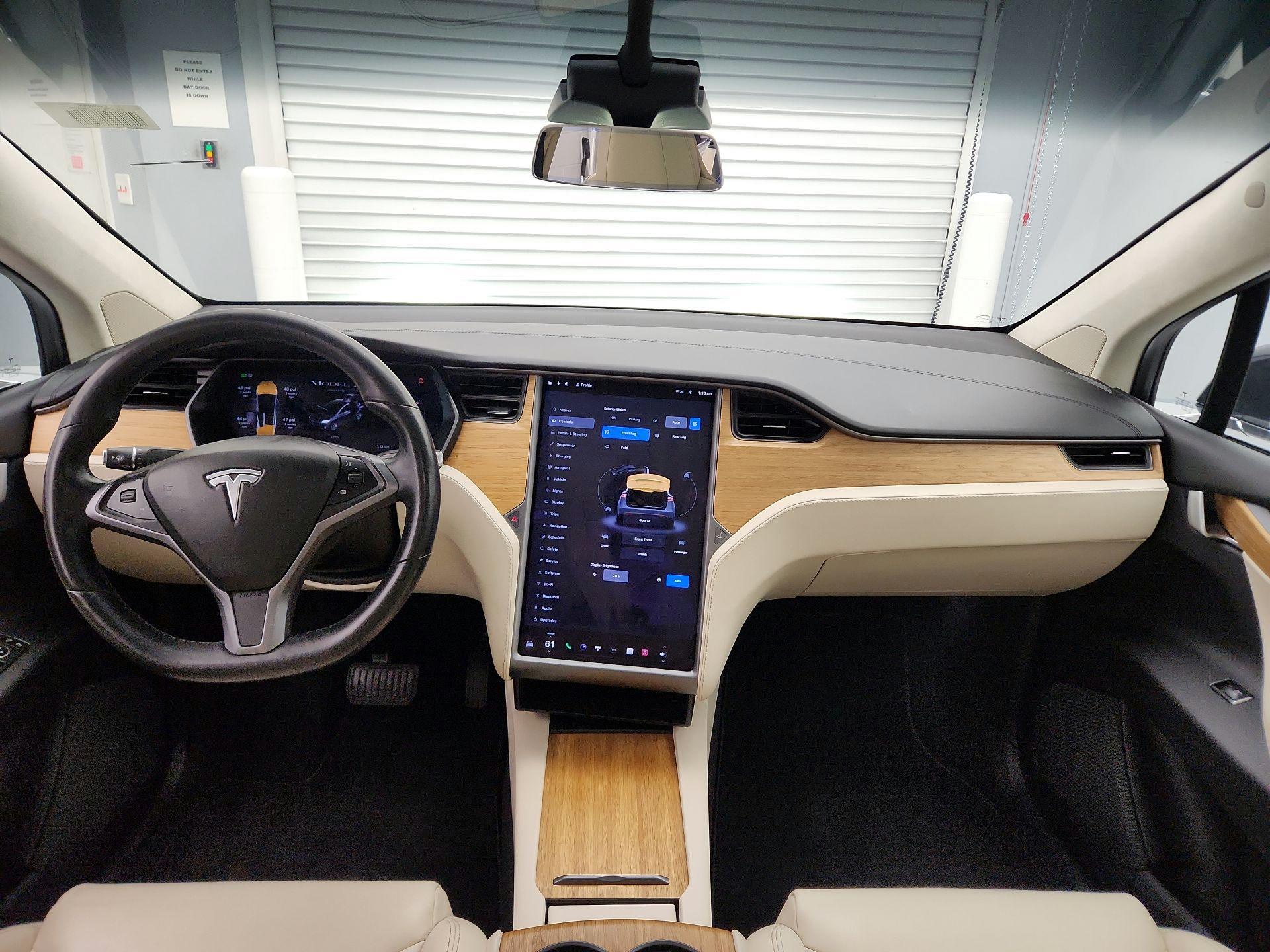 Thumbnail: 2019 Tesla Model X - 9