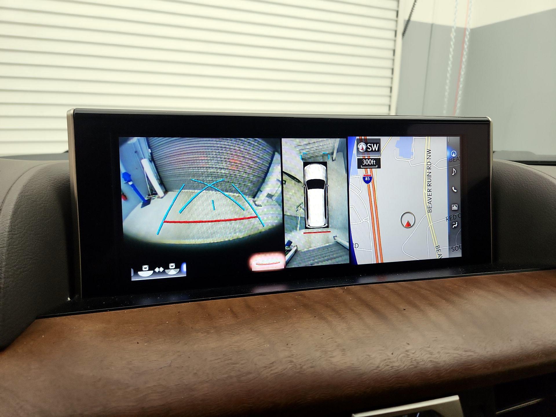 Thumbnail: 2019 Lexus LX - 15