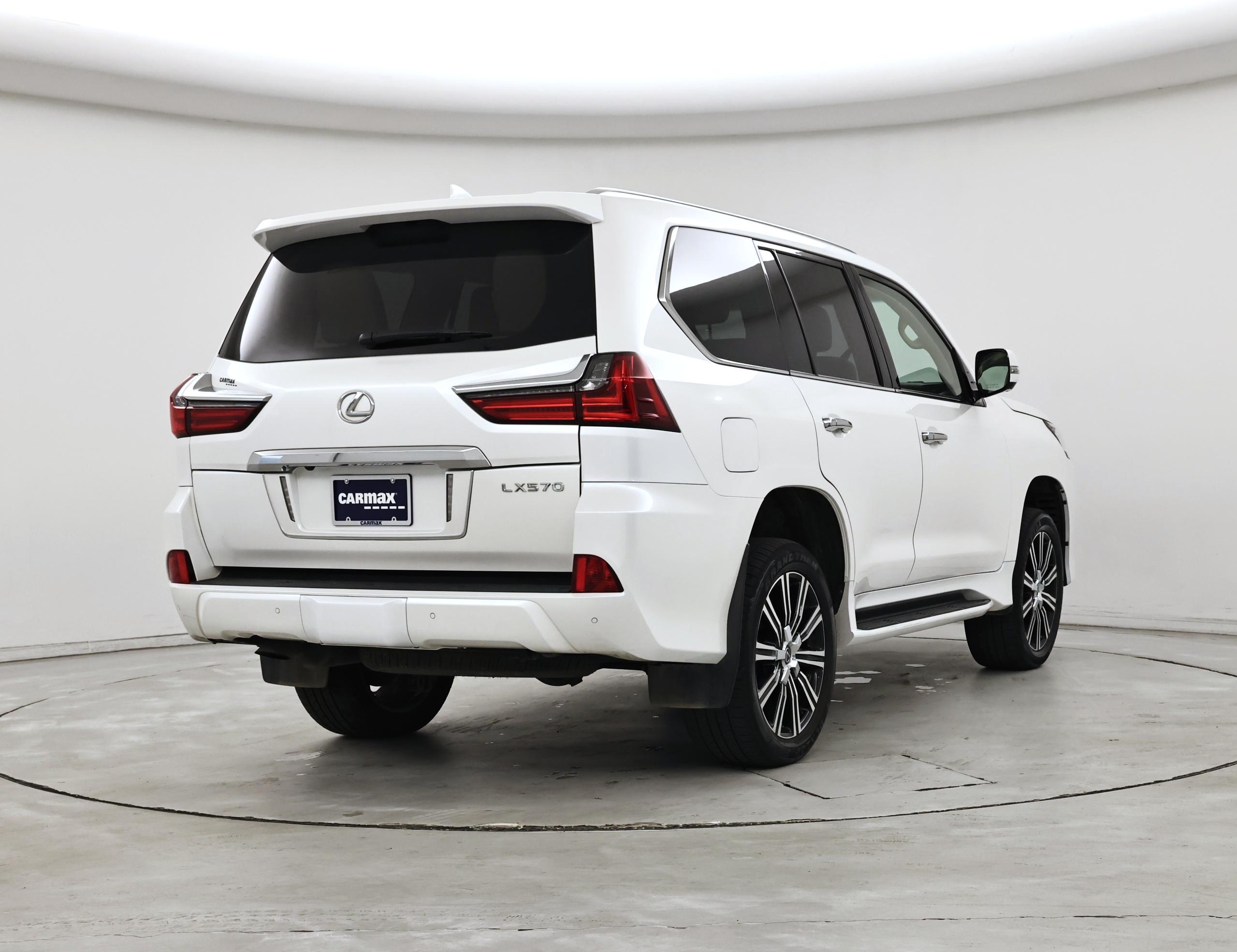 Thumbnail: 2019 Lexus LX - 8