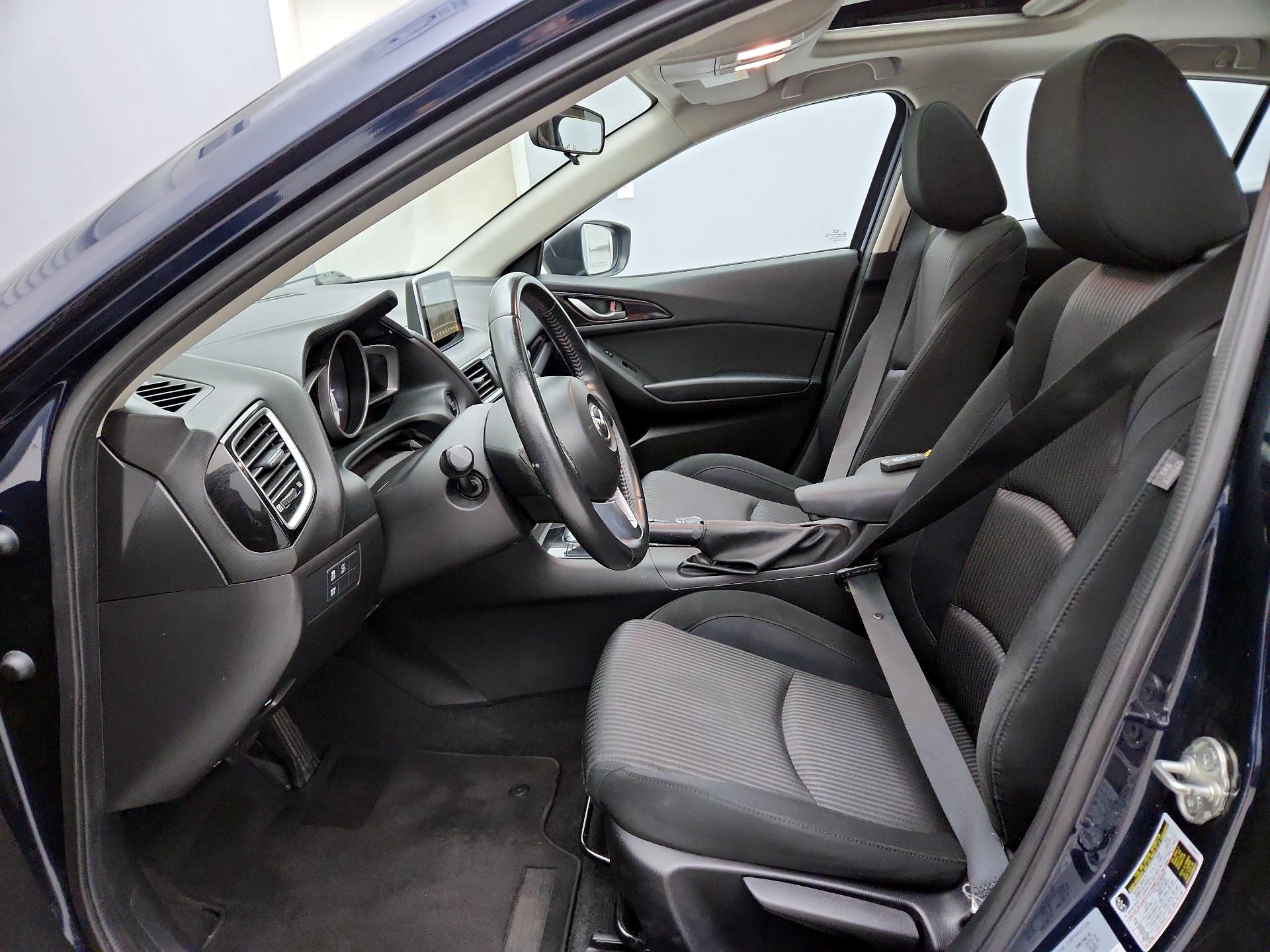 Thumbnail: 2016 Mazda Mazda3 - 11