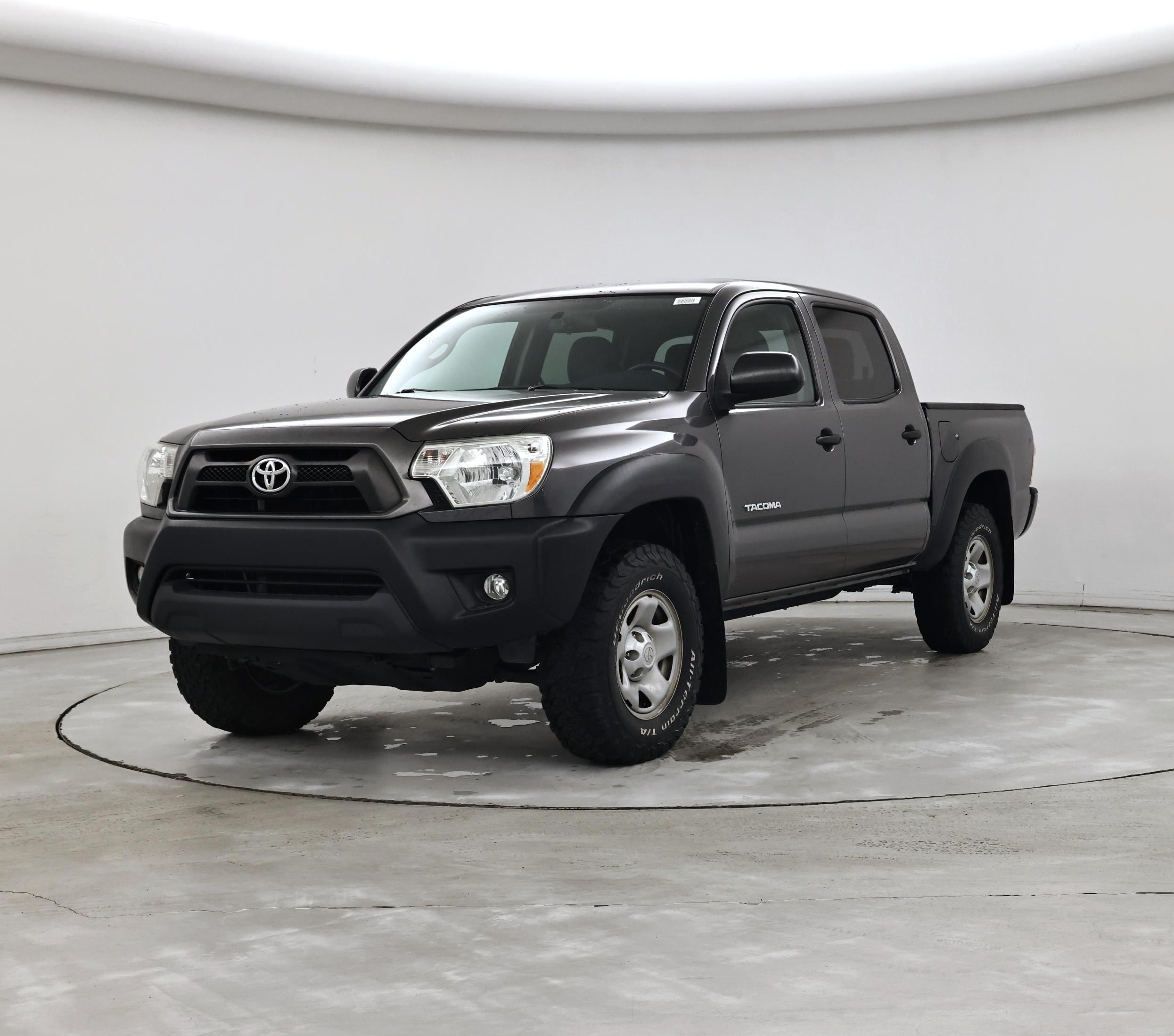 Thumbnail: 2015 Toyota Tacoma - 4