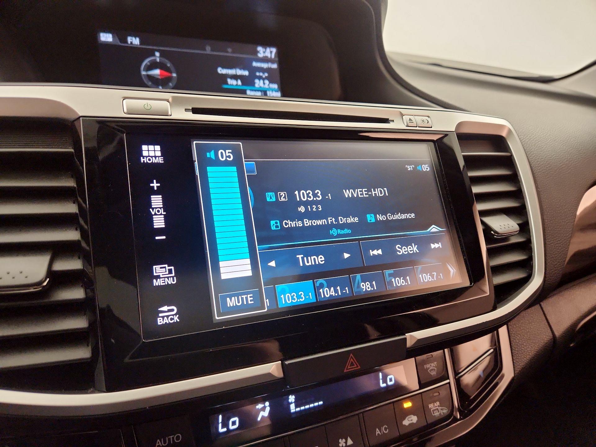 Thumbnail: 2016 Honda Accord - 15