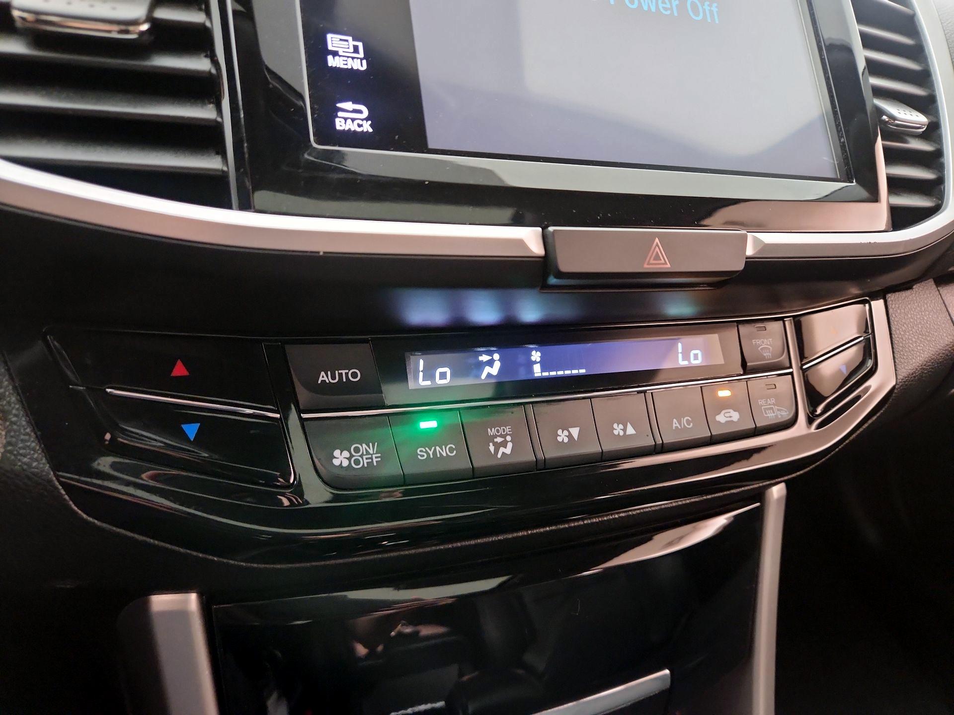 Thumbnail: 2016 Honda Accord - 16