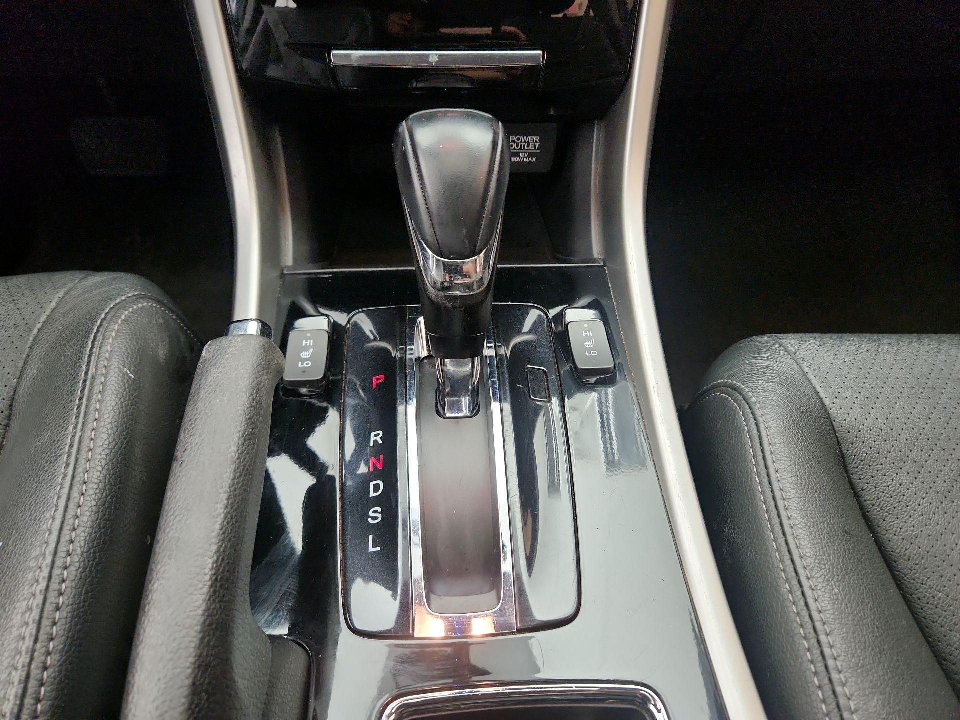 Thumbnail: 2016 Honda Accord - 17