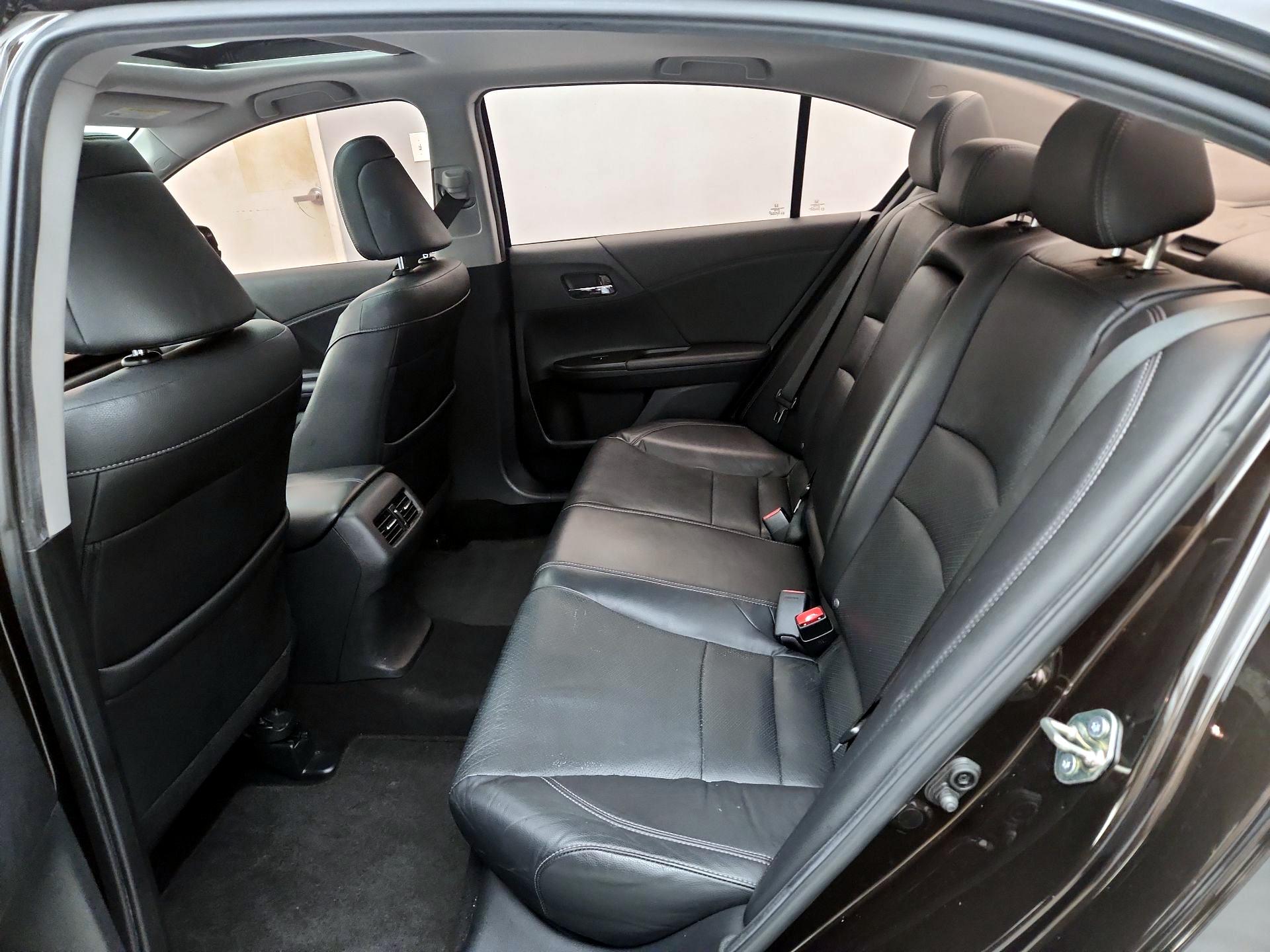 Thumbnail: 2016 Honda Accord - 20