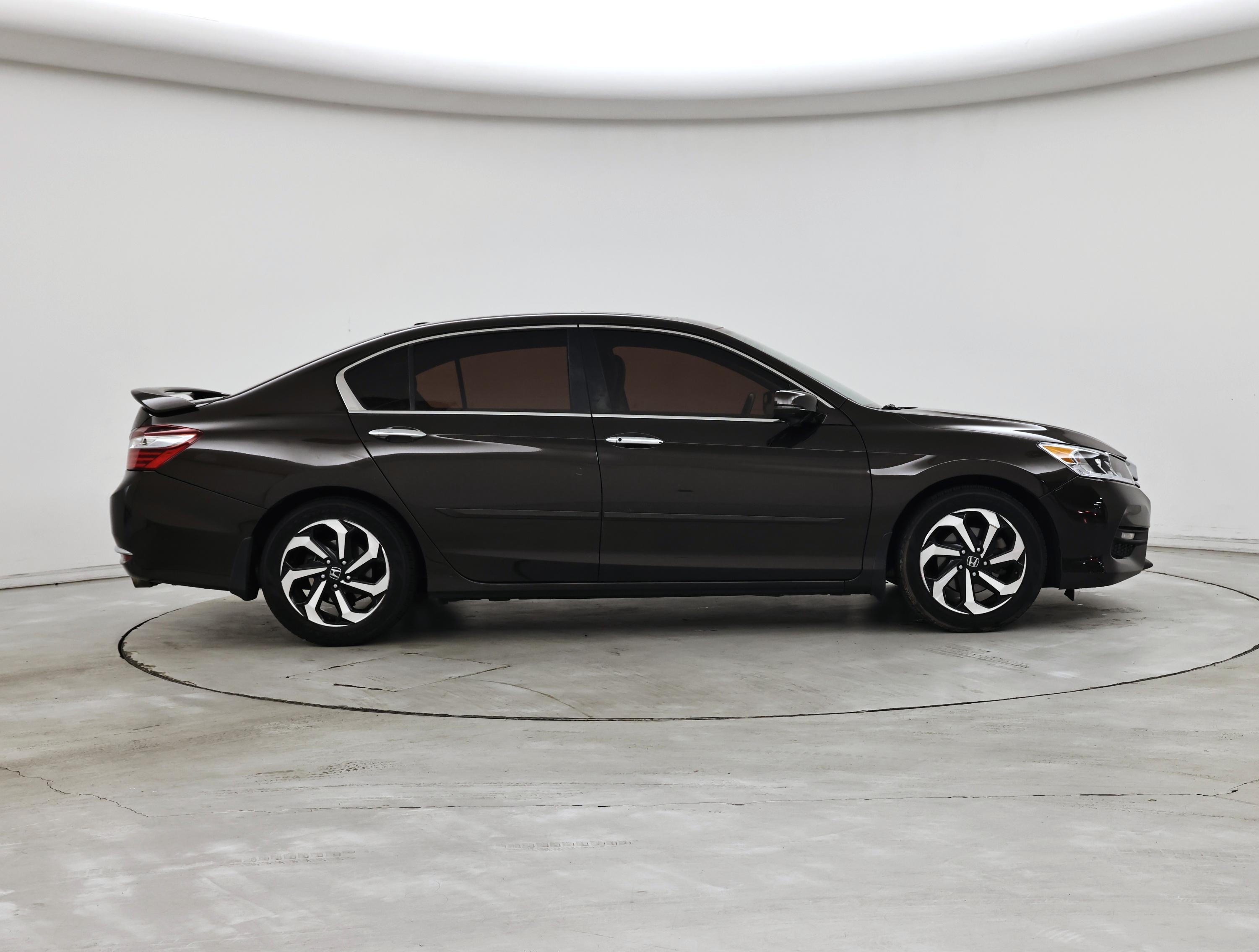 Thumbnail: 2016 Honda Accord - 7