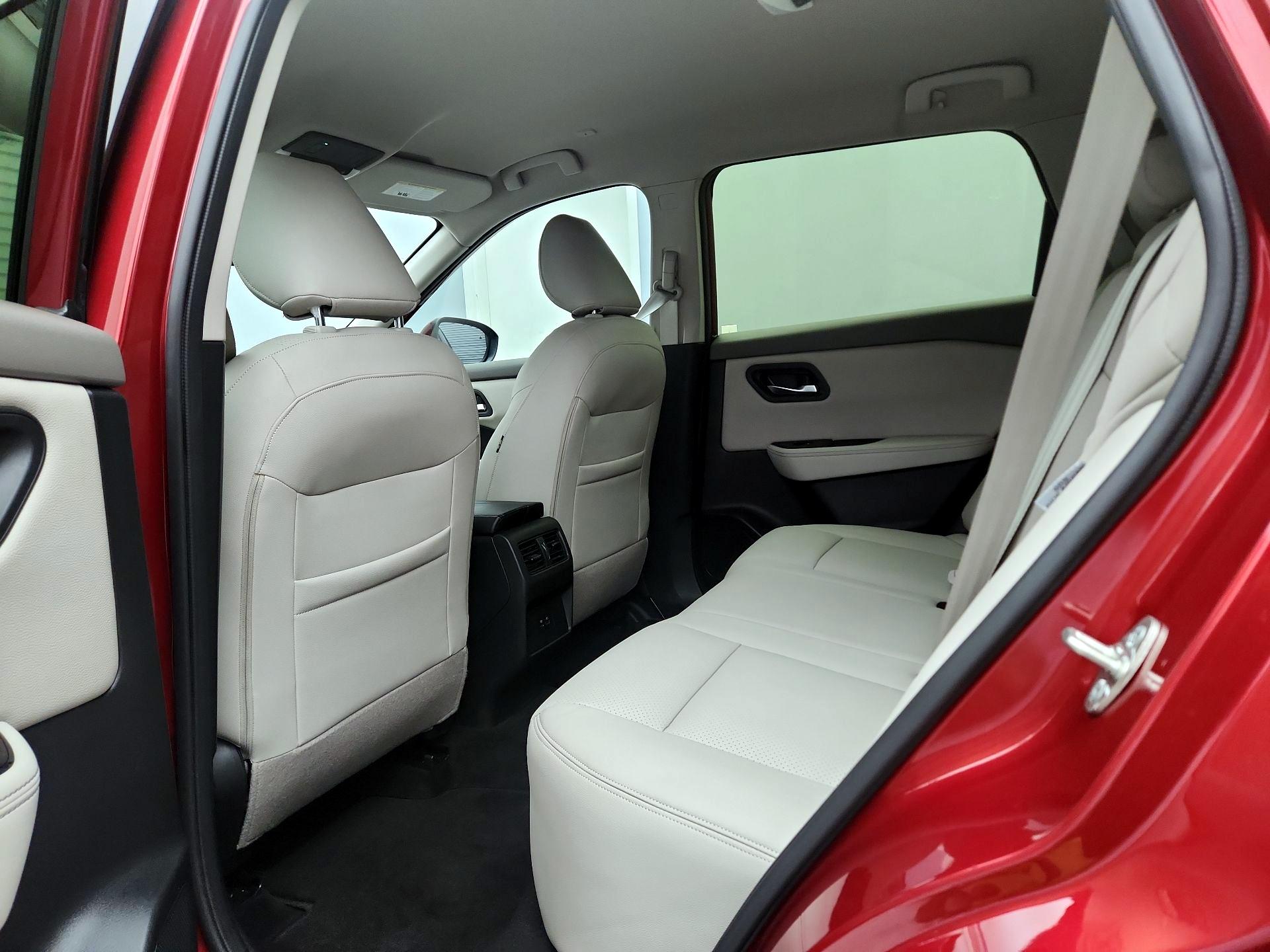 Thumbnail: 2023 Nissan Rogue - 19