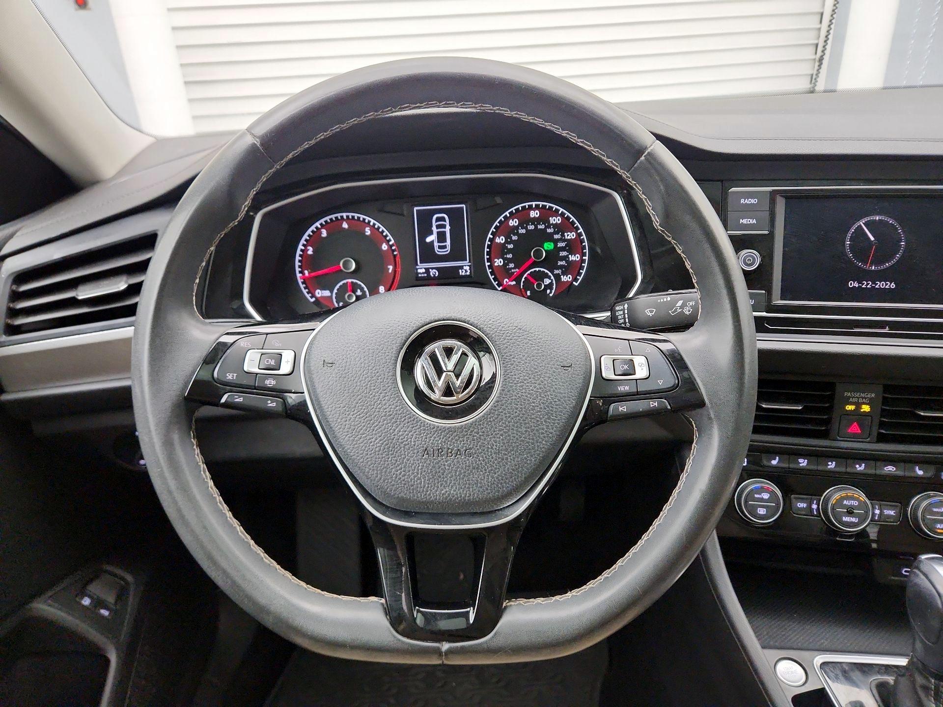 Thumbnail: 2021 Volkswagen Jetta - 10