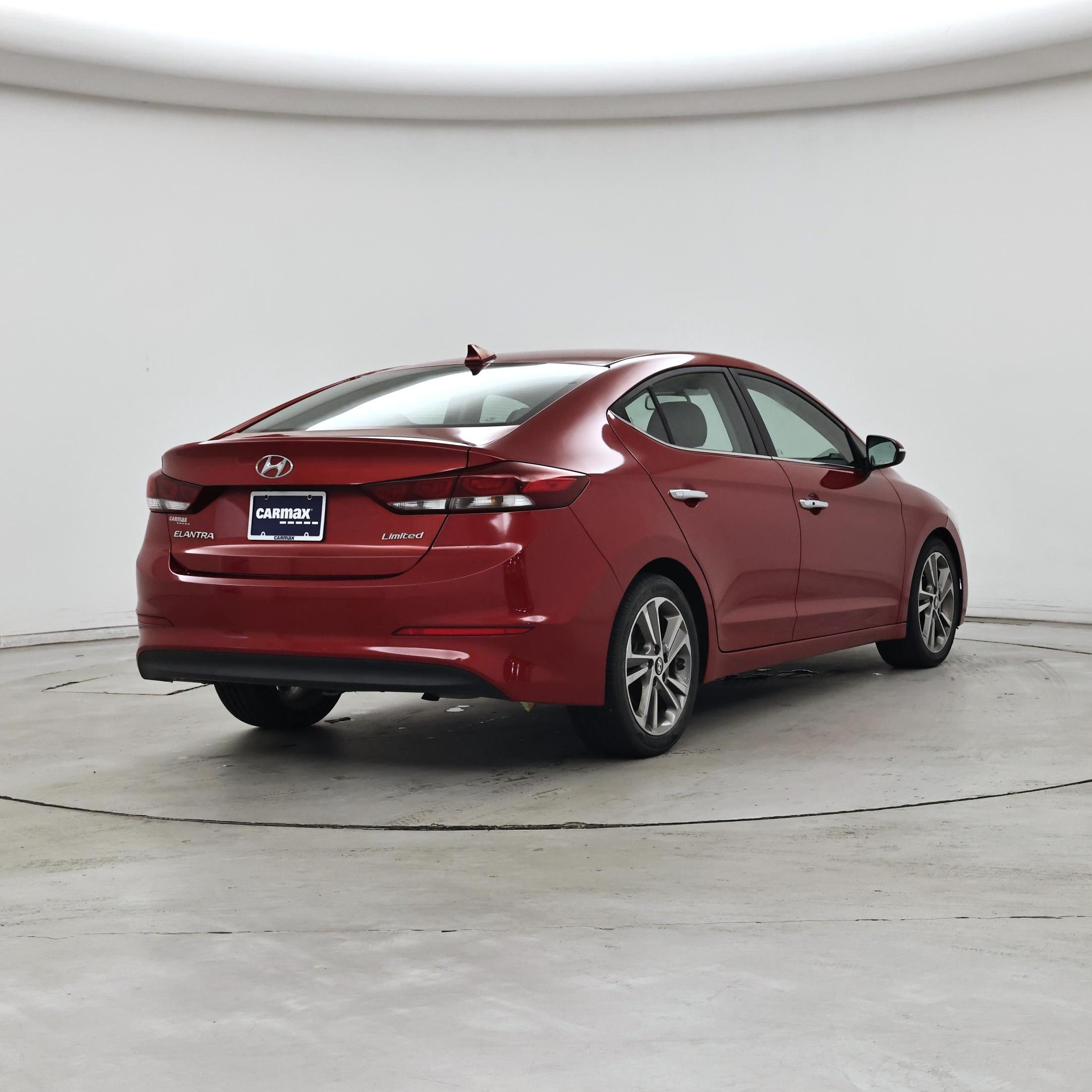 Thumbnail: 2017 Hyundai Elantra - 8