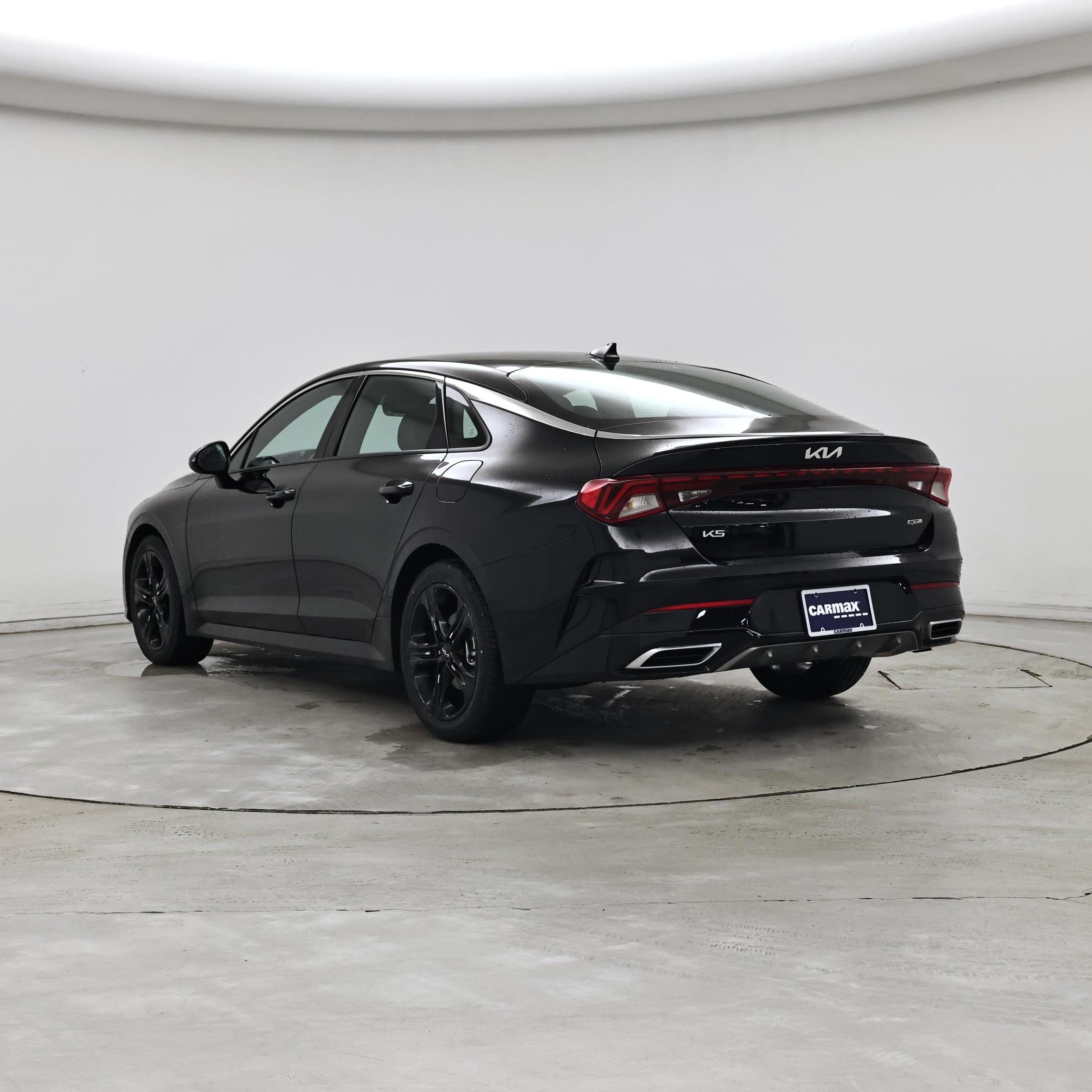 Thumbnail: 2023 Kia K5 - 2